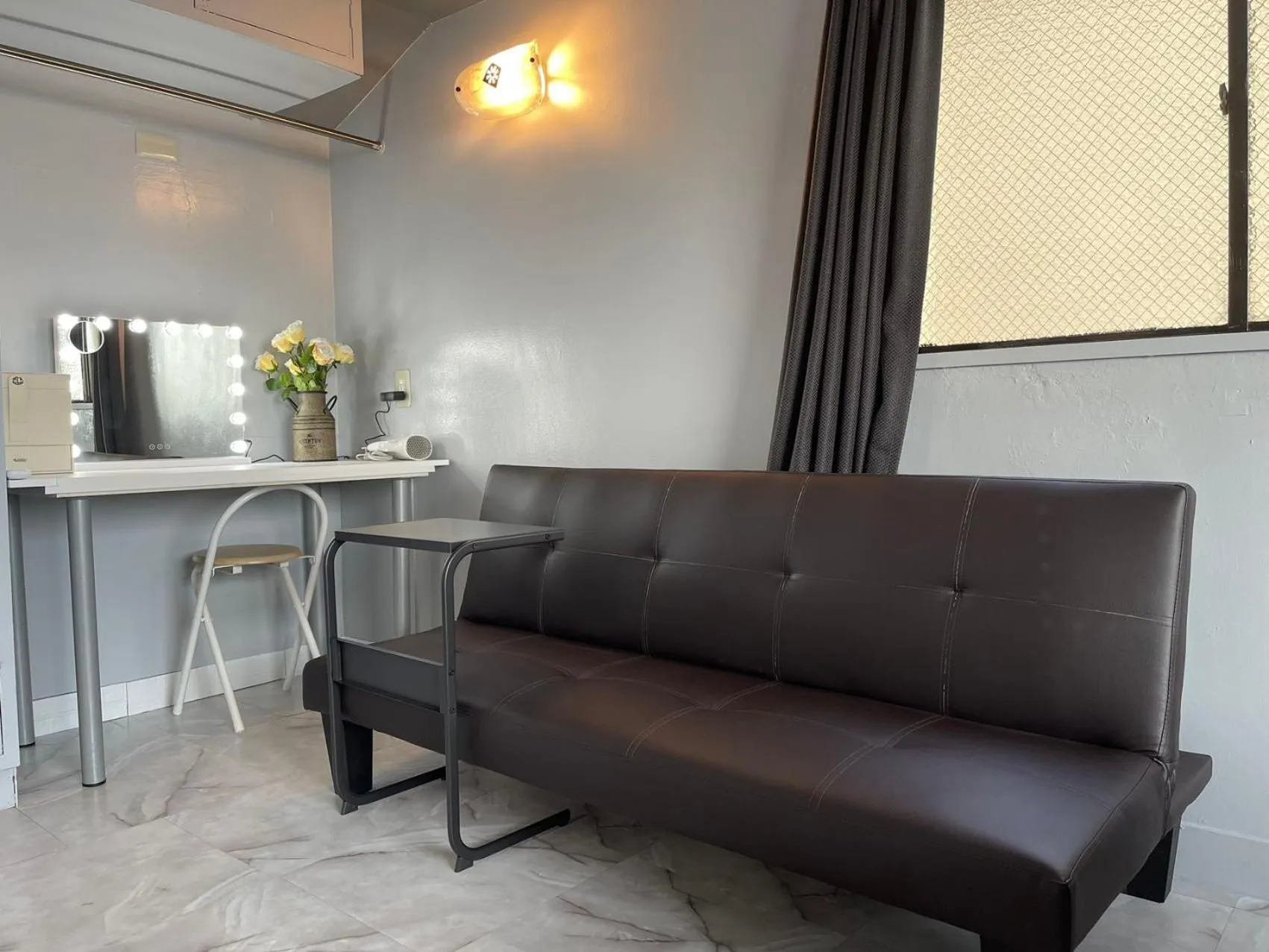 Seating area in Sea View Court Kobe