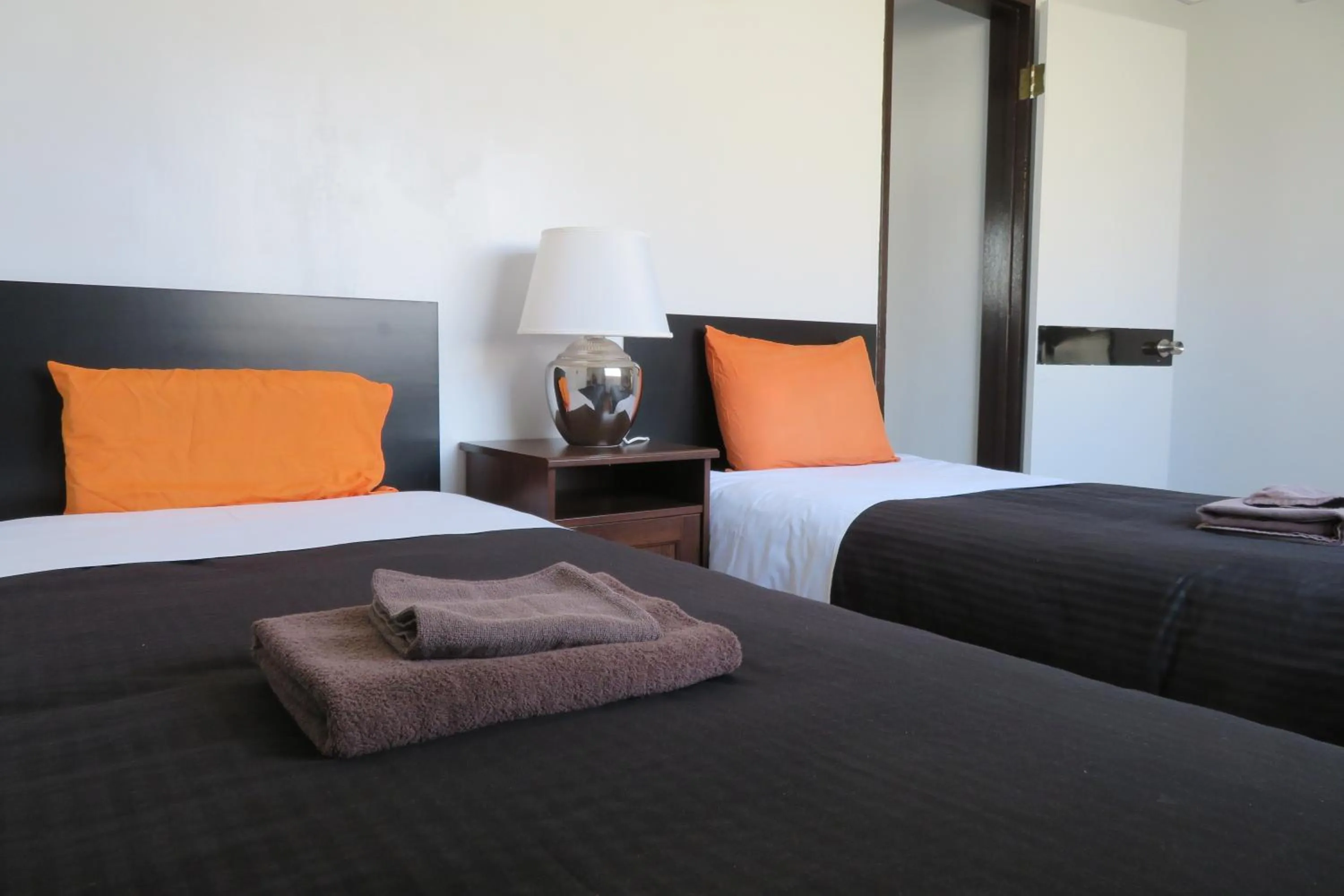 Living room, Bed in Sea View Court Kobe