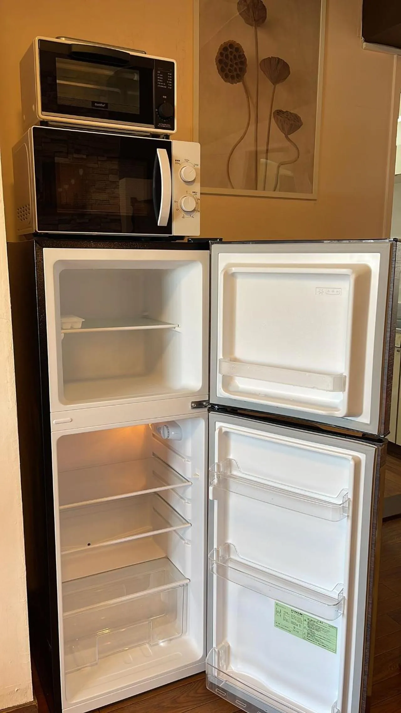 Kitchen or kitchenette in Sea View Court Kobe