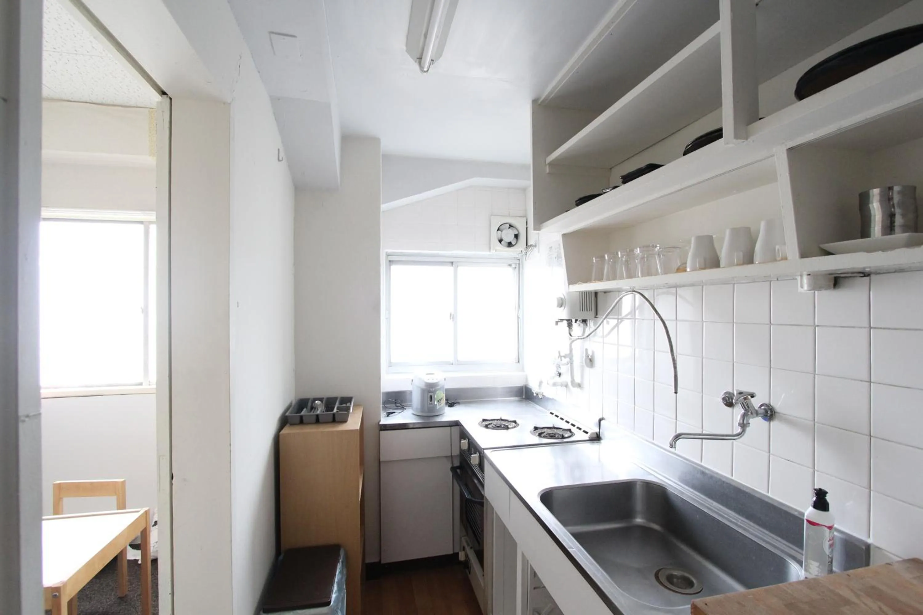 Kitchen or kitchenette in Sea View Court Kobe