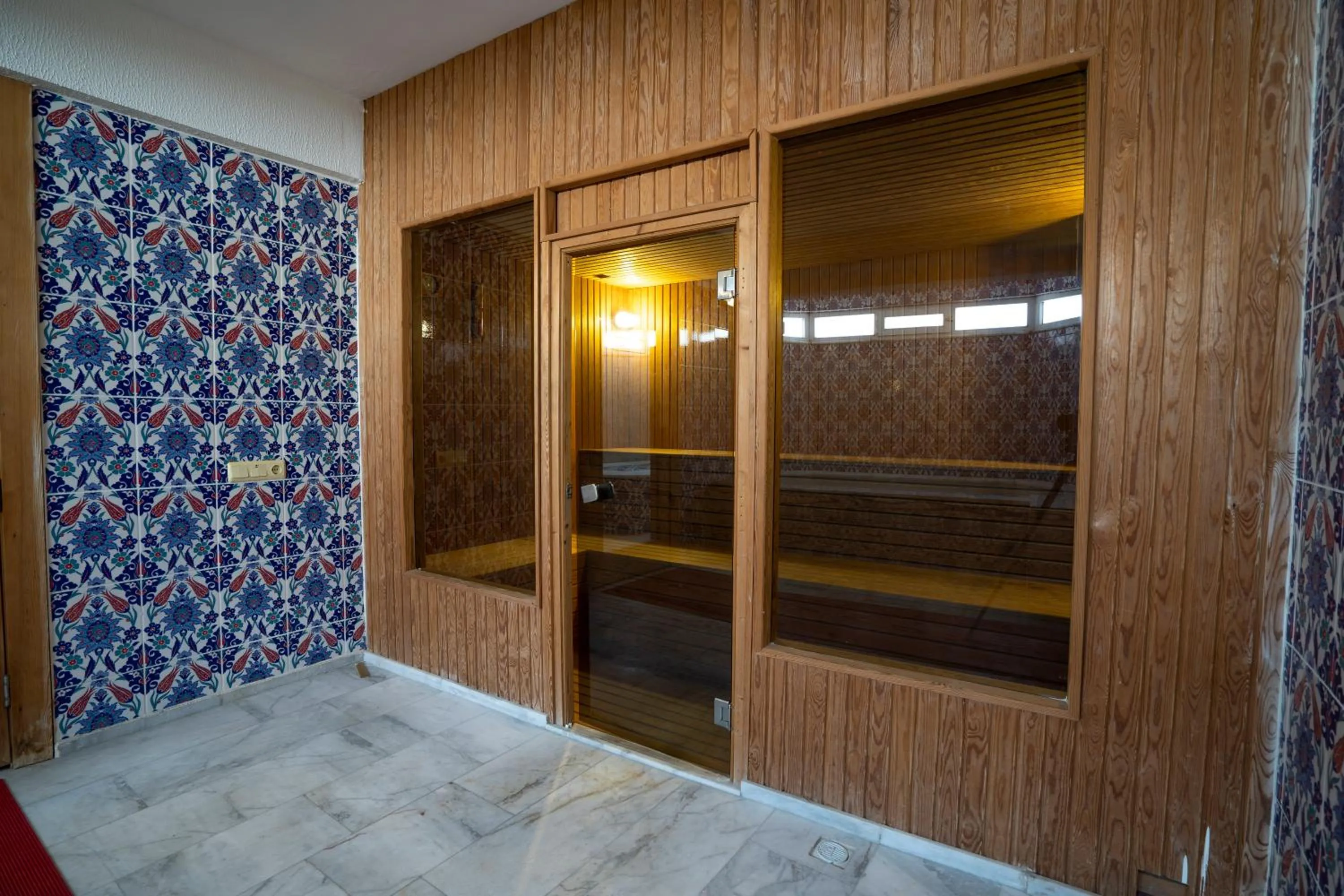 Sauna in Ayapam Hotel