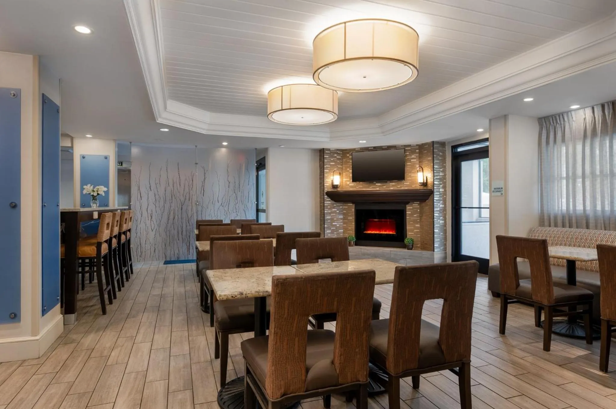 Breakfast in Holiday Inn Express Tallahassee by IHG