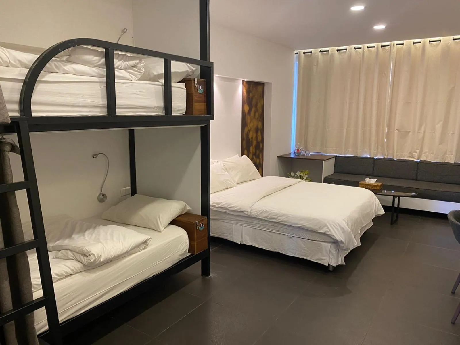 bunk bed, Bed in Hamra Urban Gardens