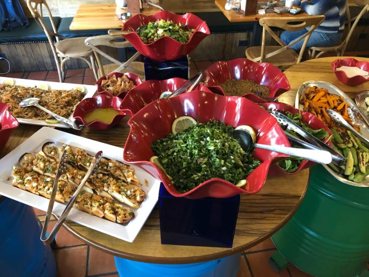 Restaurant/places to eat in Hamra Urban Gardens