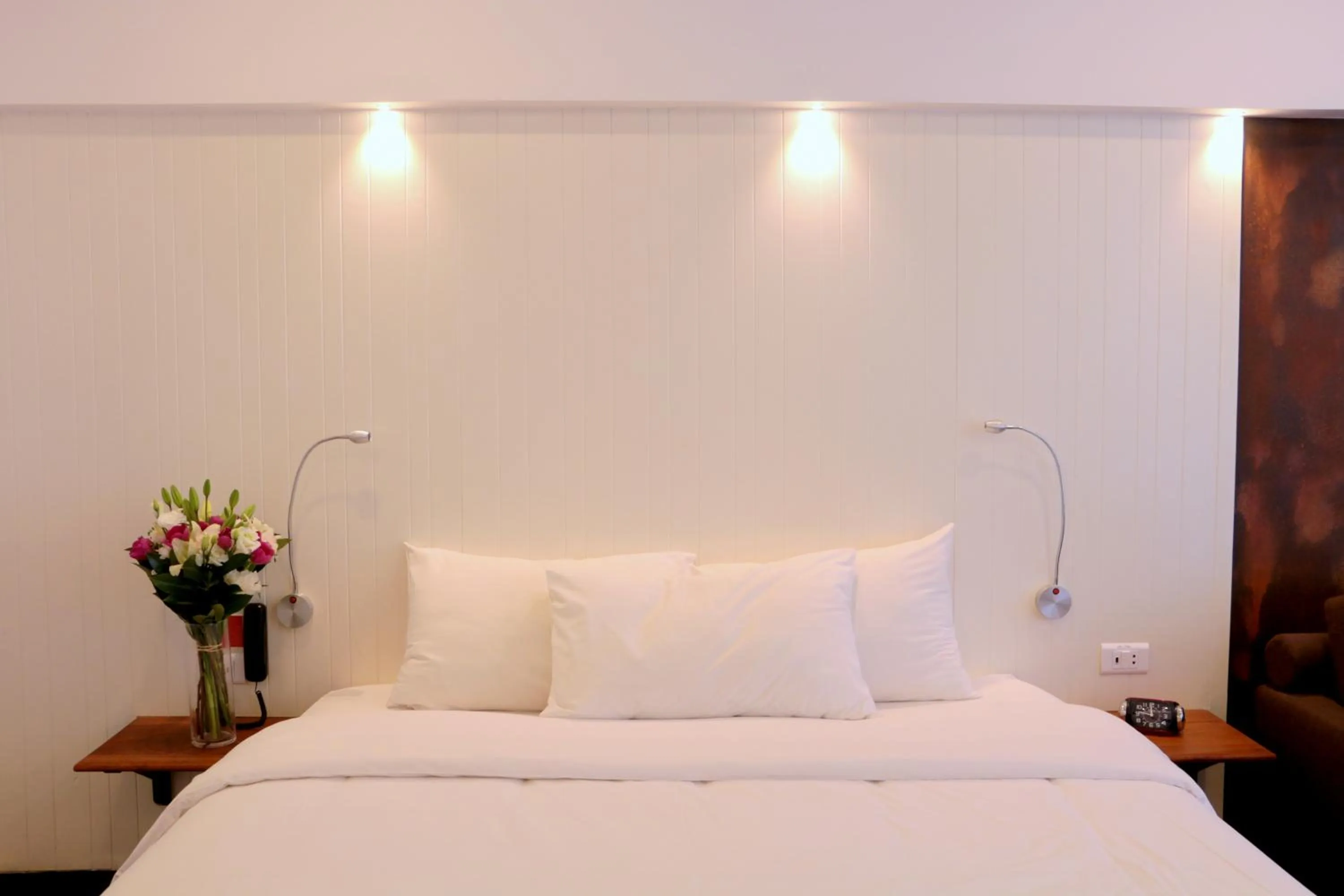 Bed in Hamra Urban Gardens