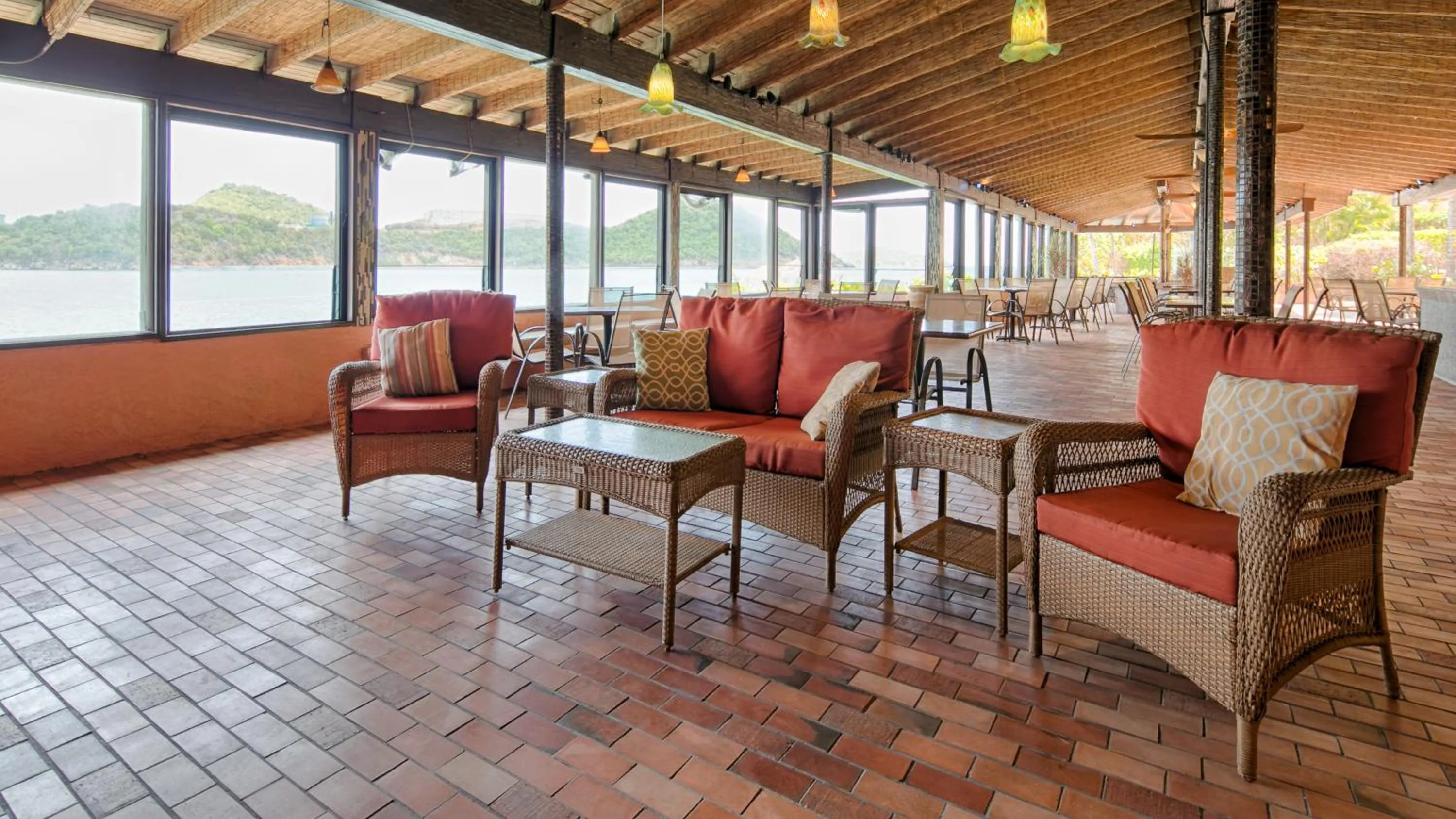 Lounge or bar in Lindbergh Bay Hotel
