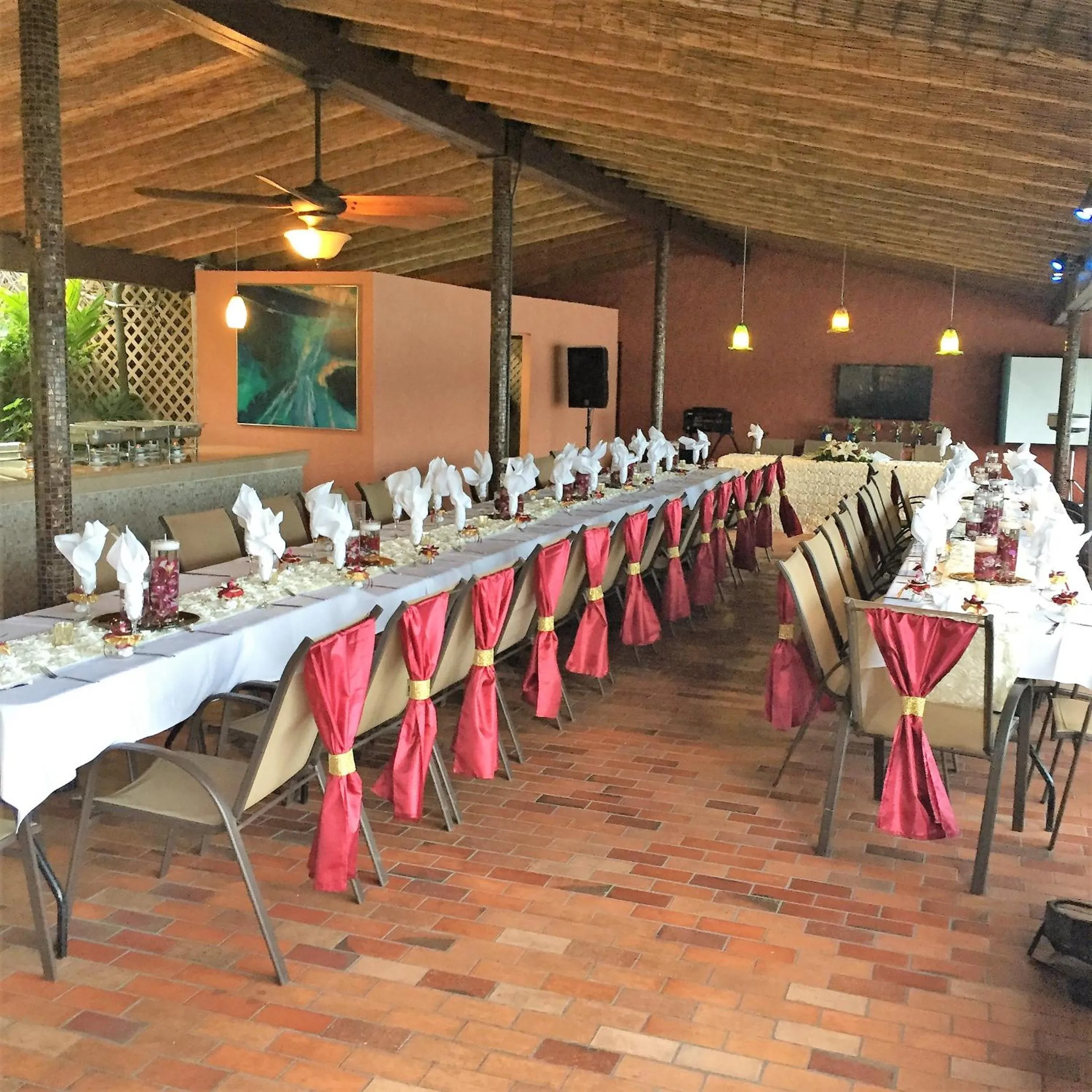 Banquet/Function facilities in Lindbergh Bay Hotel
