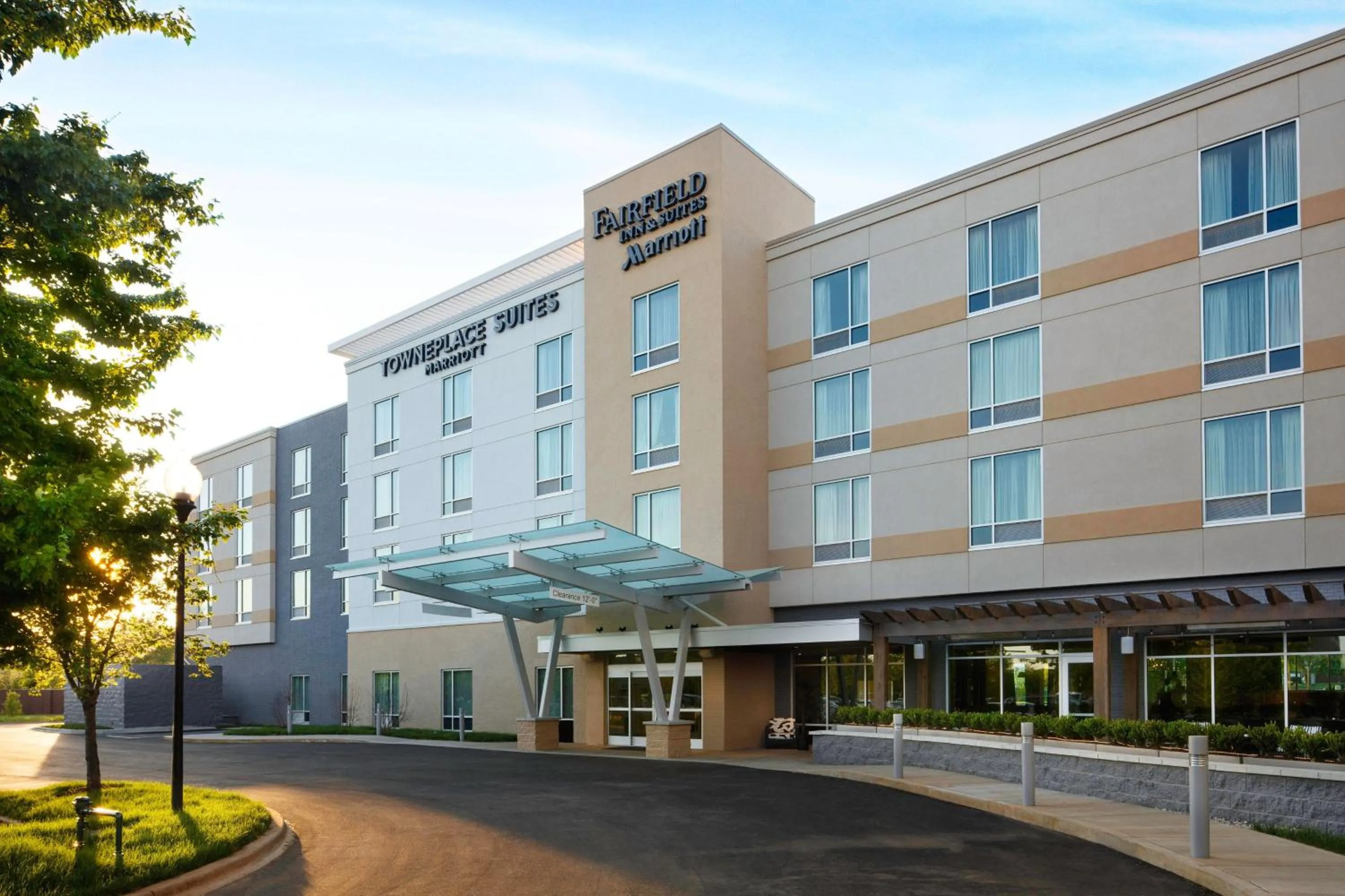 Property building in Fairfield Inn & Suites By Marriott Louisville Northeast