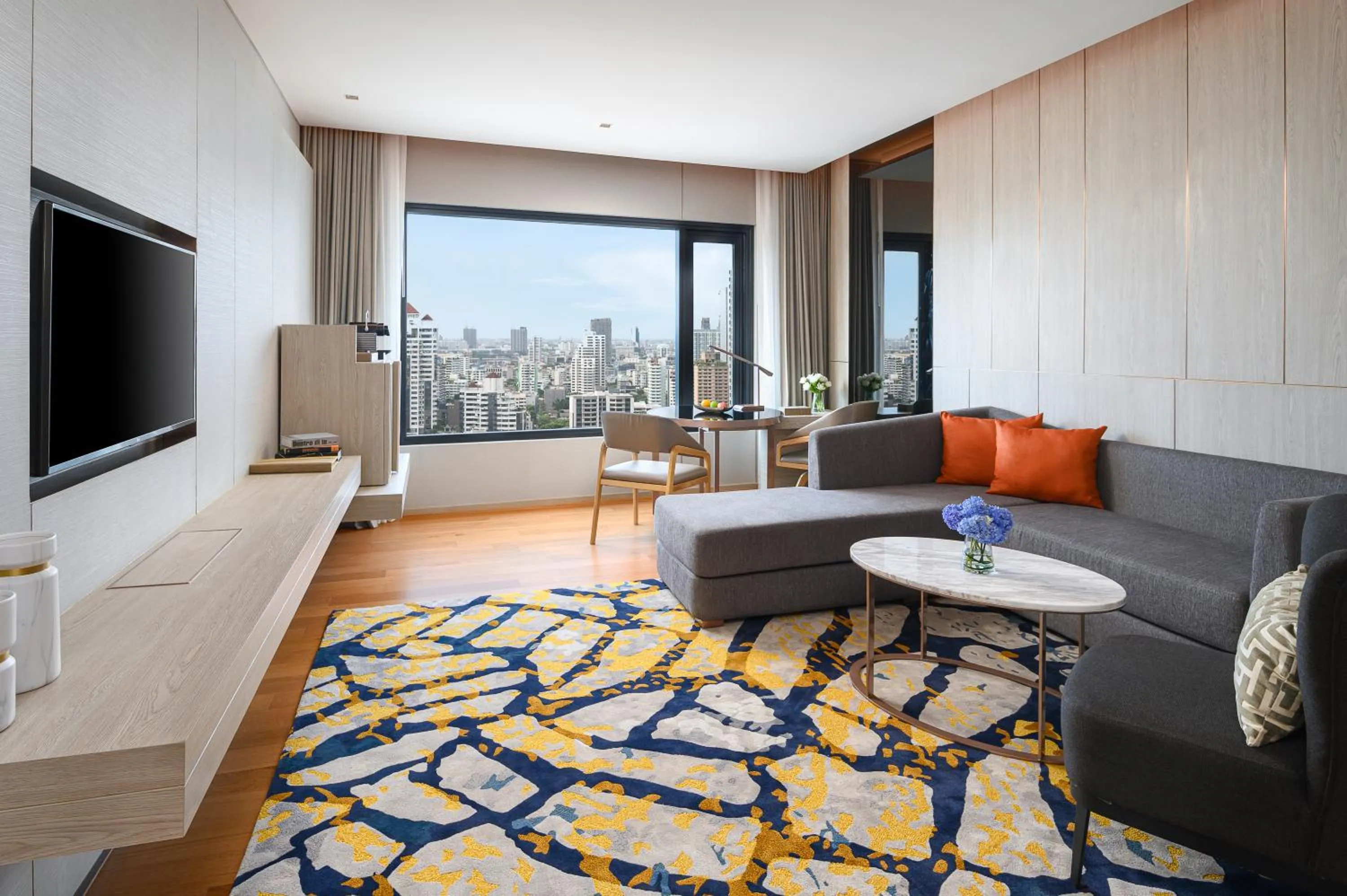 Living room in Hotel Nikko Bangkok