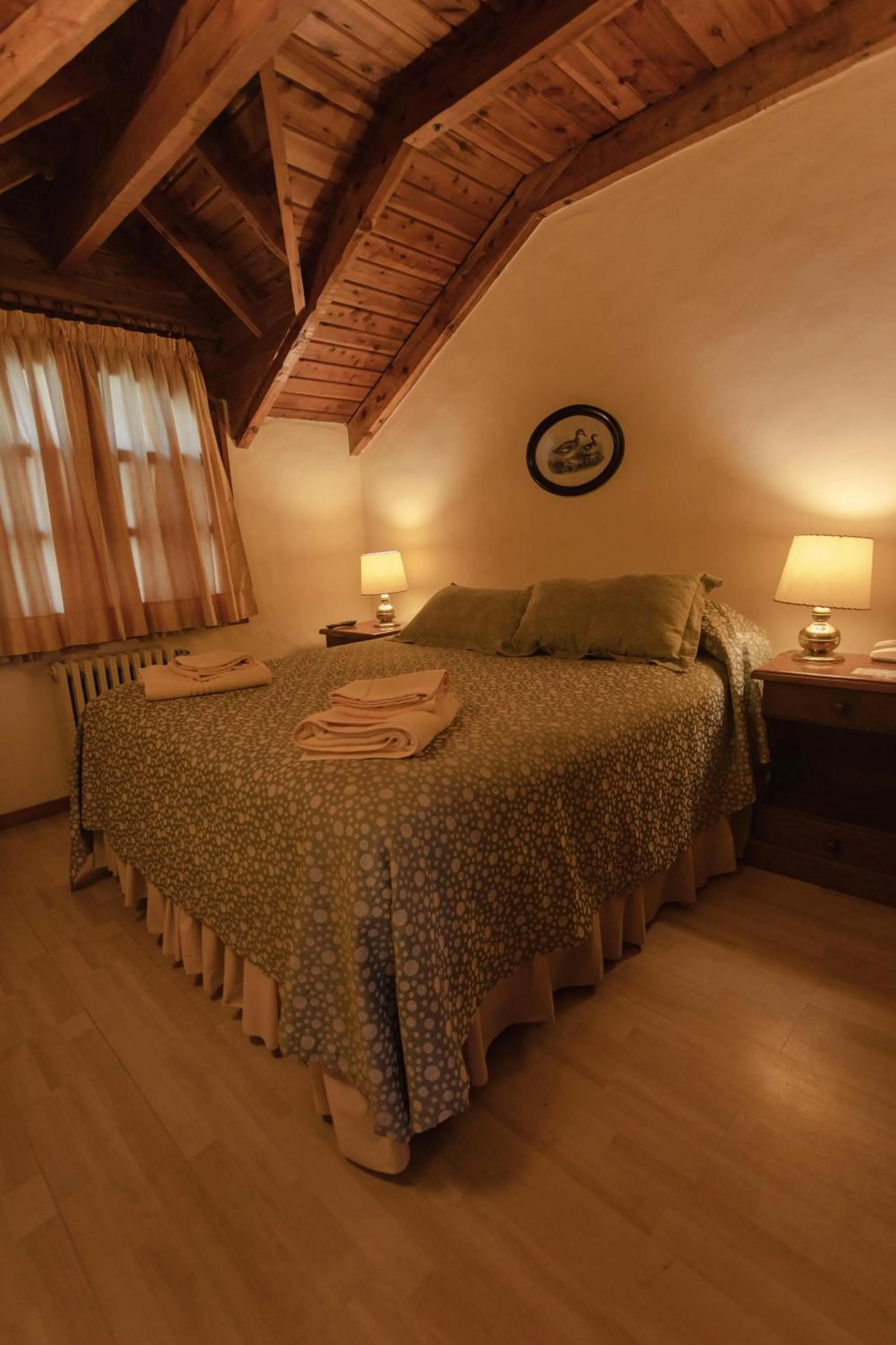 Bedroom, Bed in Hotel y Cabañas Le Village