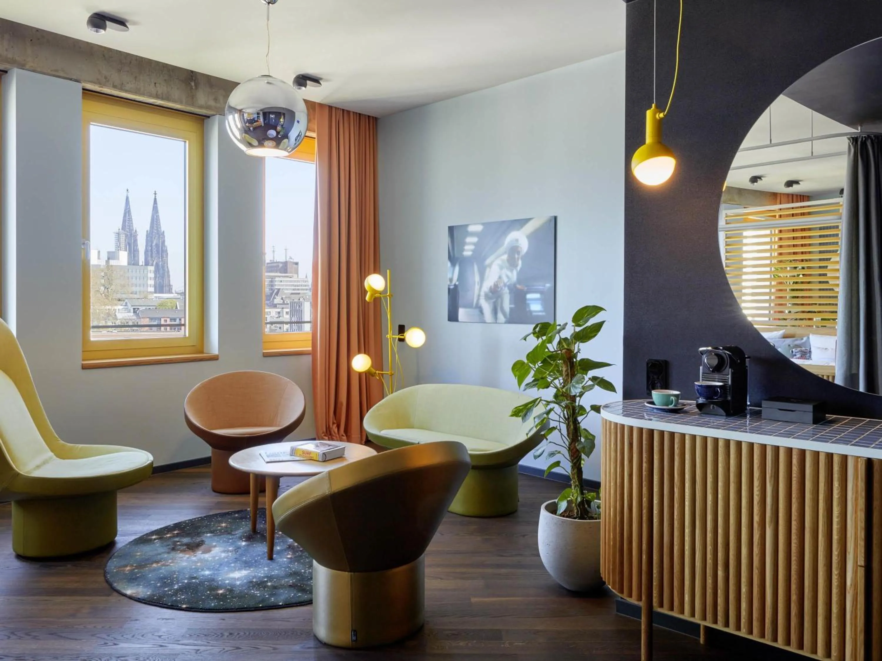 Bedroom in 25hours Hotel The Circle