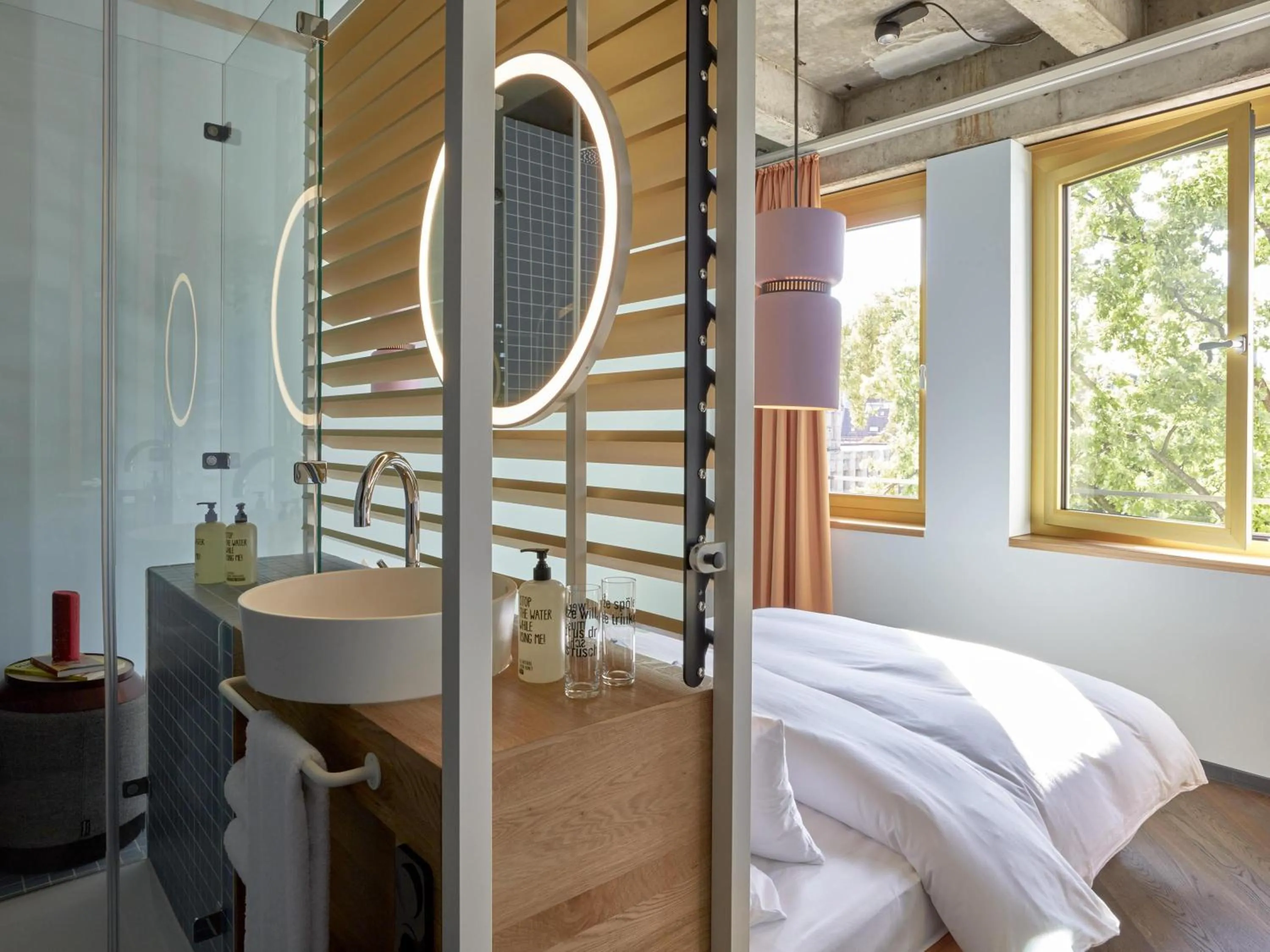 Bedroom, Bed in 25hours Hotel The Circle