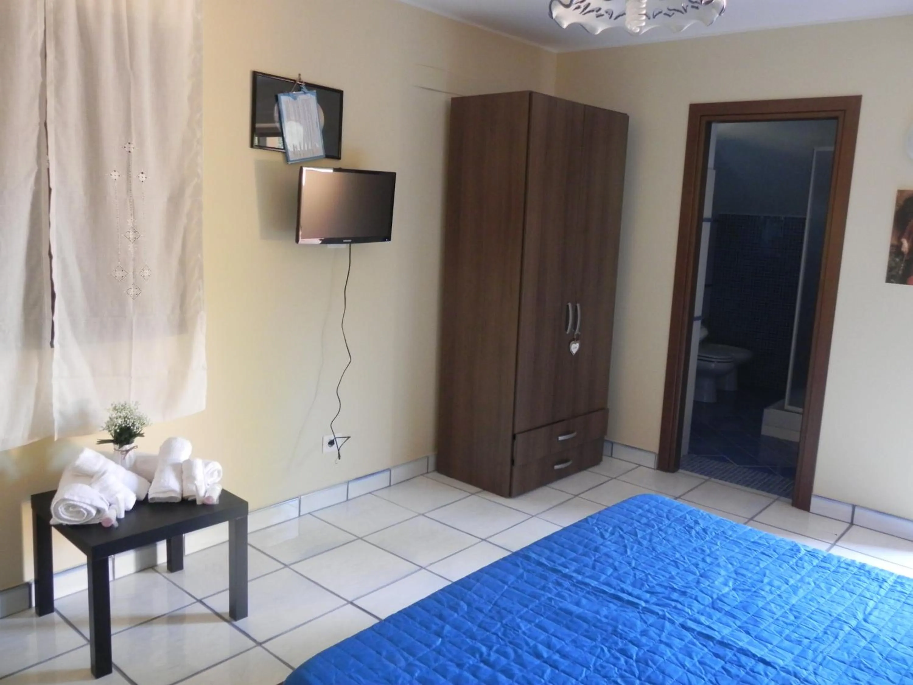 Photo of the whole room, Bed in Agriturismo B&B Il Rifugio di Nino