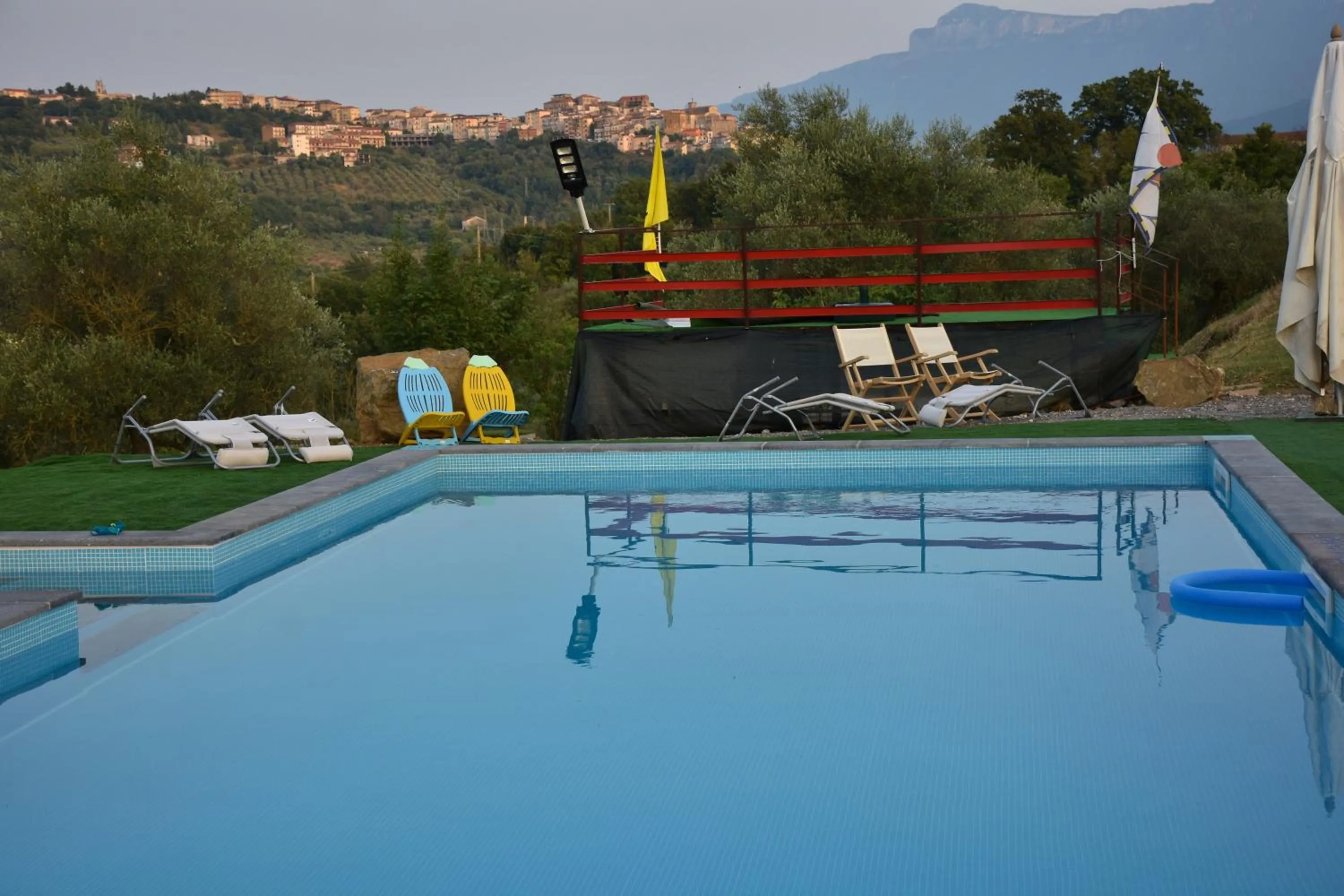 Swimming pool in Agriturismo B&B Il Rifugio di Nino