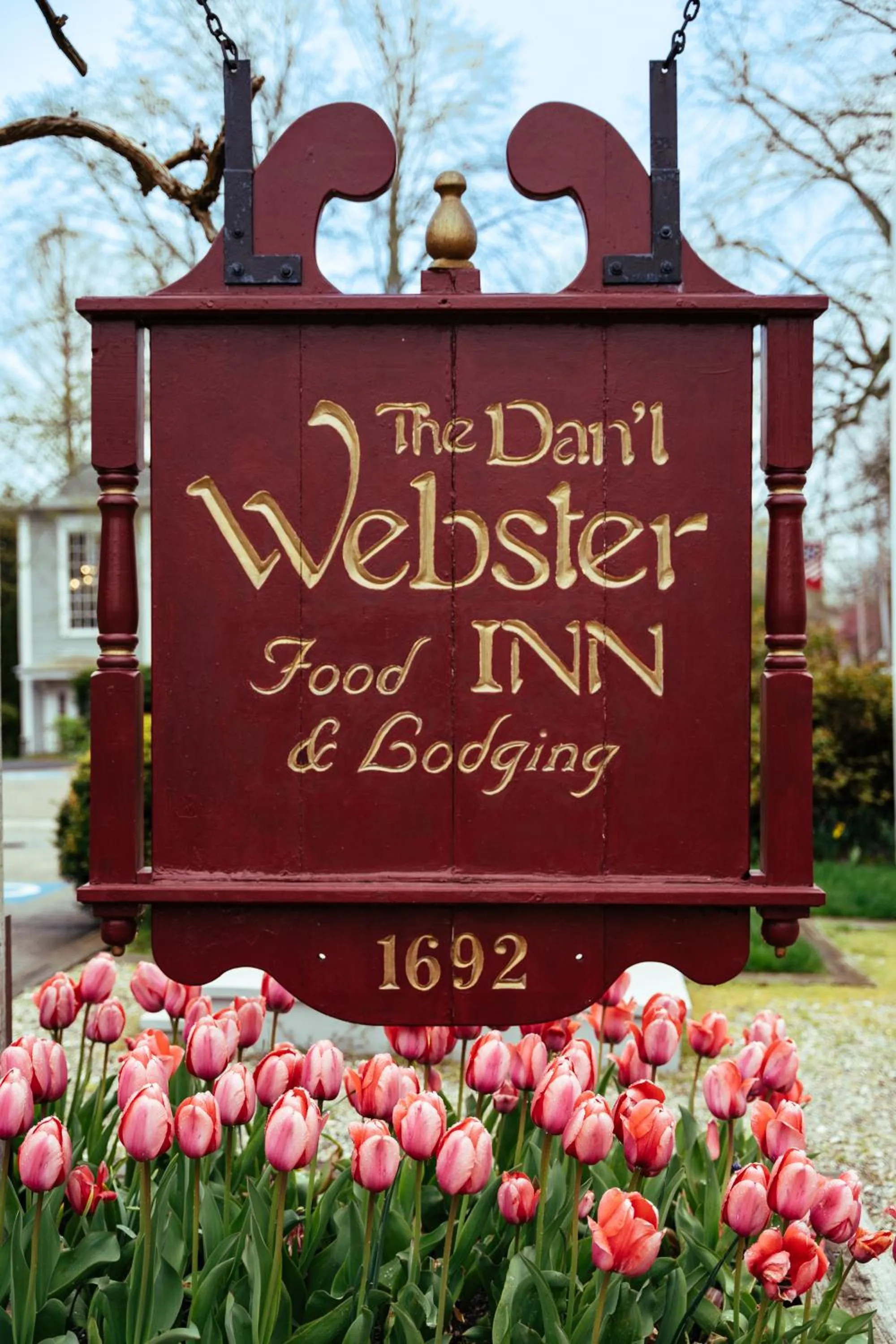 Logo/Certificate/Sign in Dan'l Webster Inn and Spa