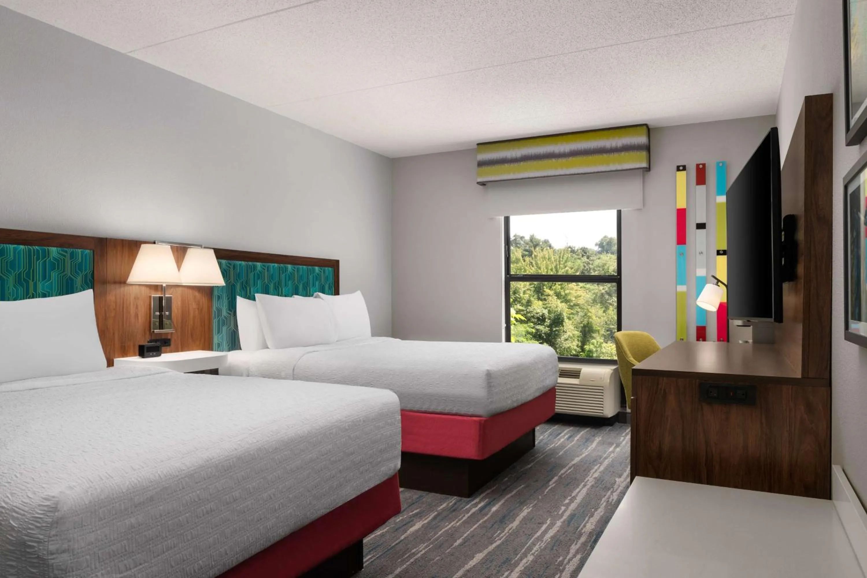 Bed in Hampton Inn Spring Lake Fayetteville