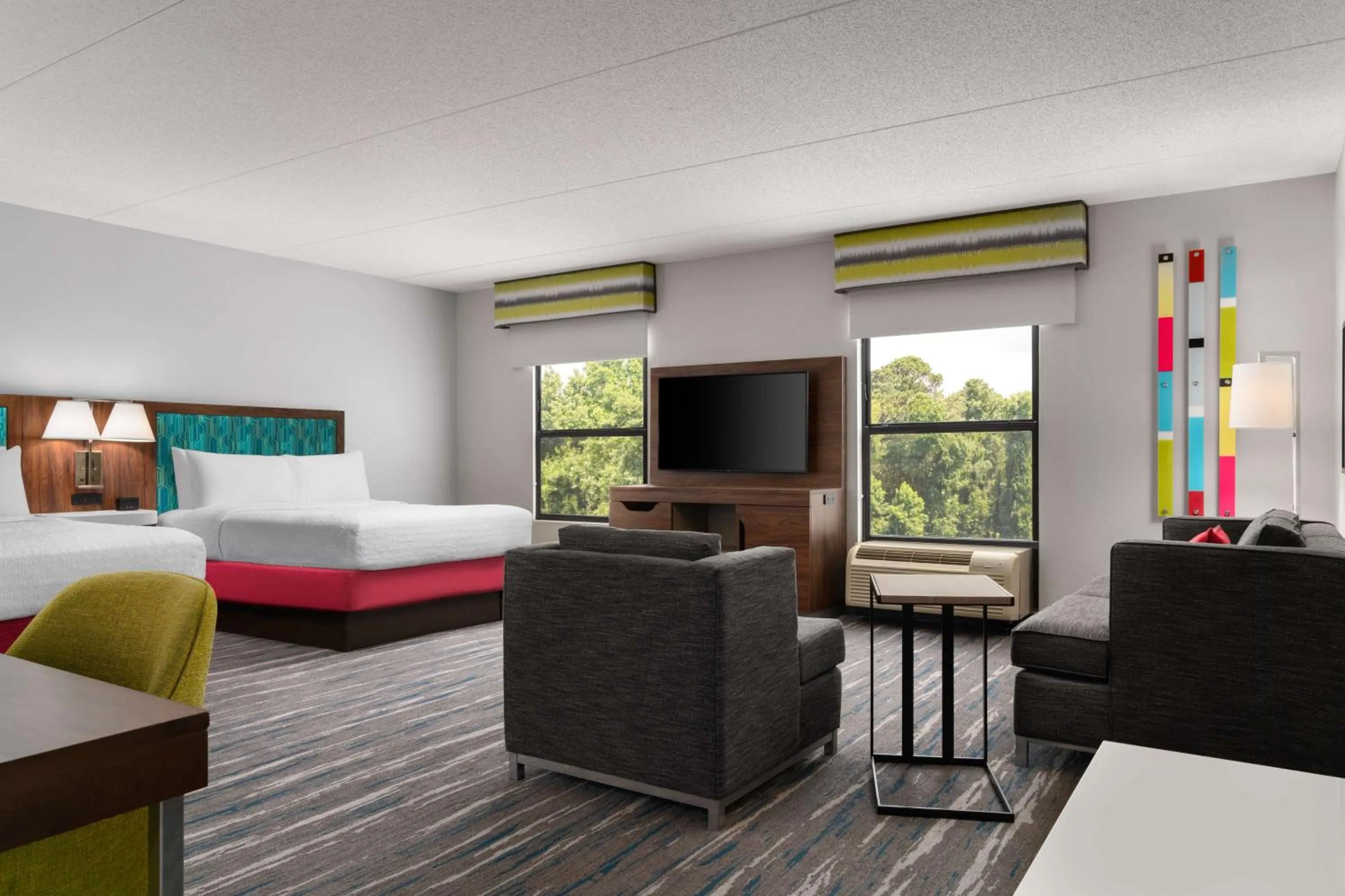 Living room, Bed in Hampton Inn Spring Lake Fayetteville