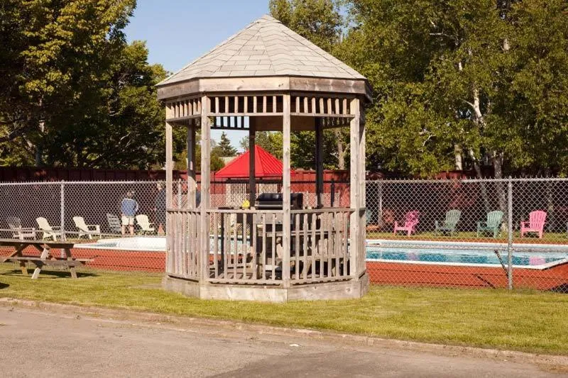 BBQ facilities in Clansman Motel