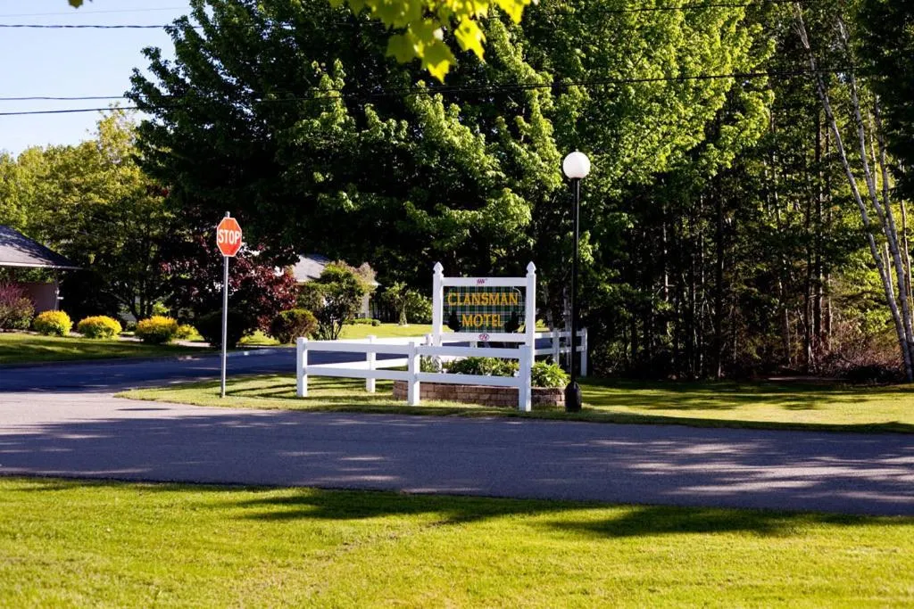 Property logo or sign in Clansman Motel