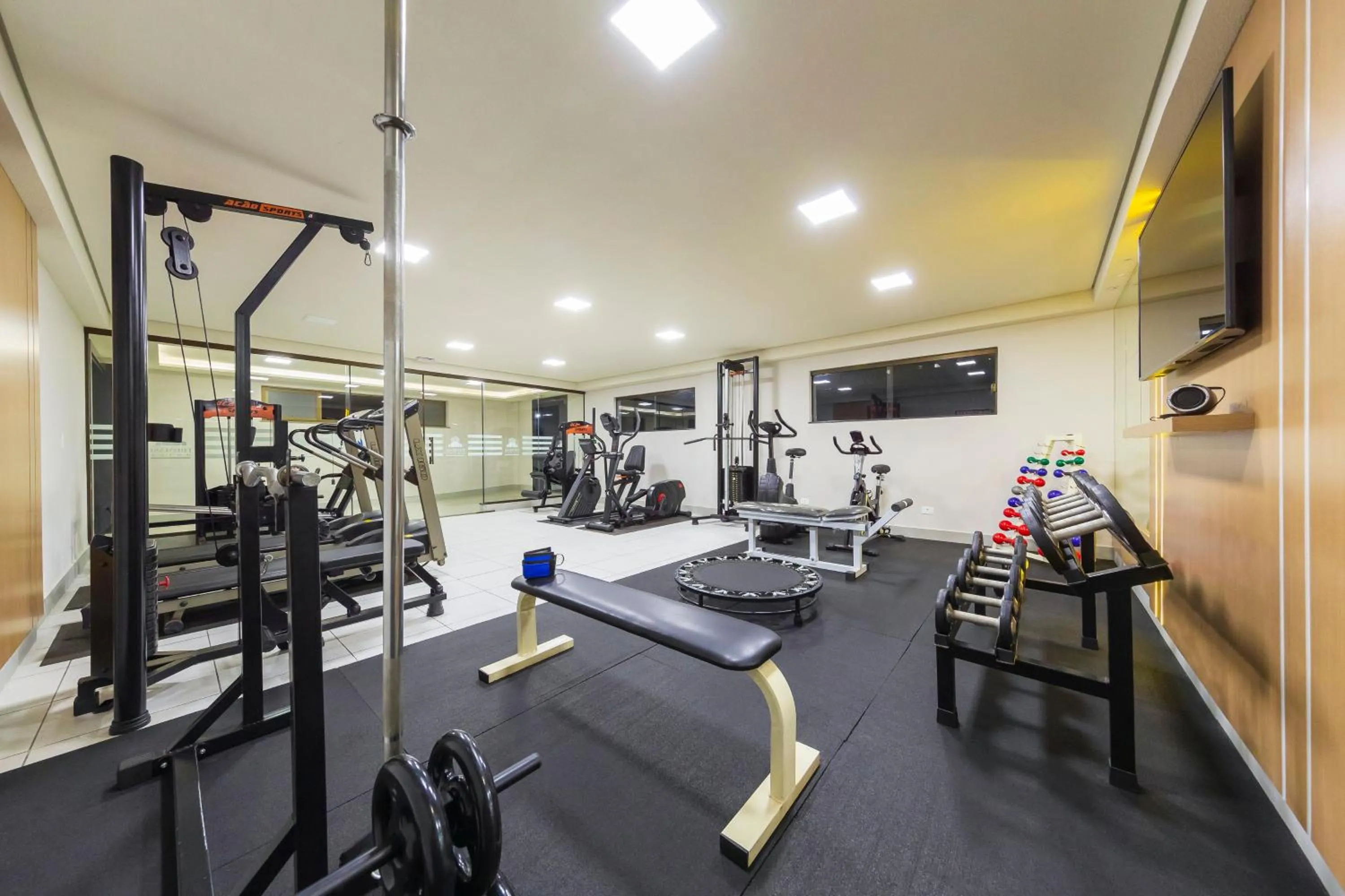 Fitness centre/facilities in Hotel Thomasi Express - Londrina