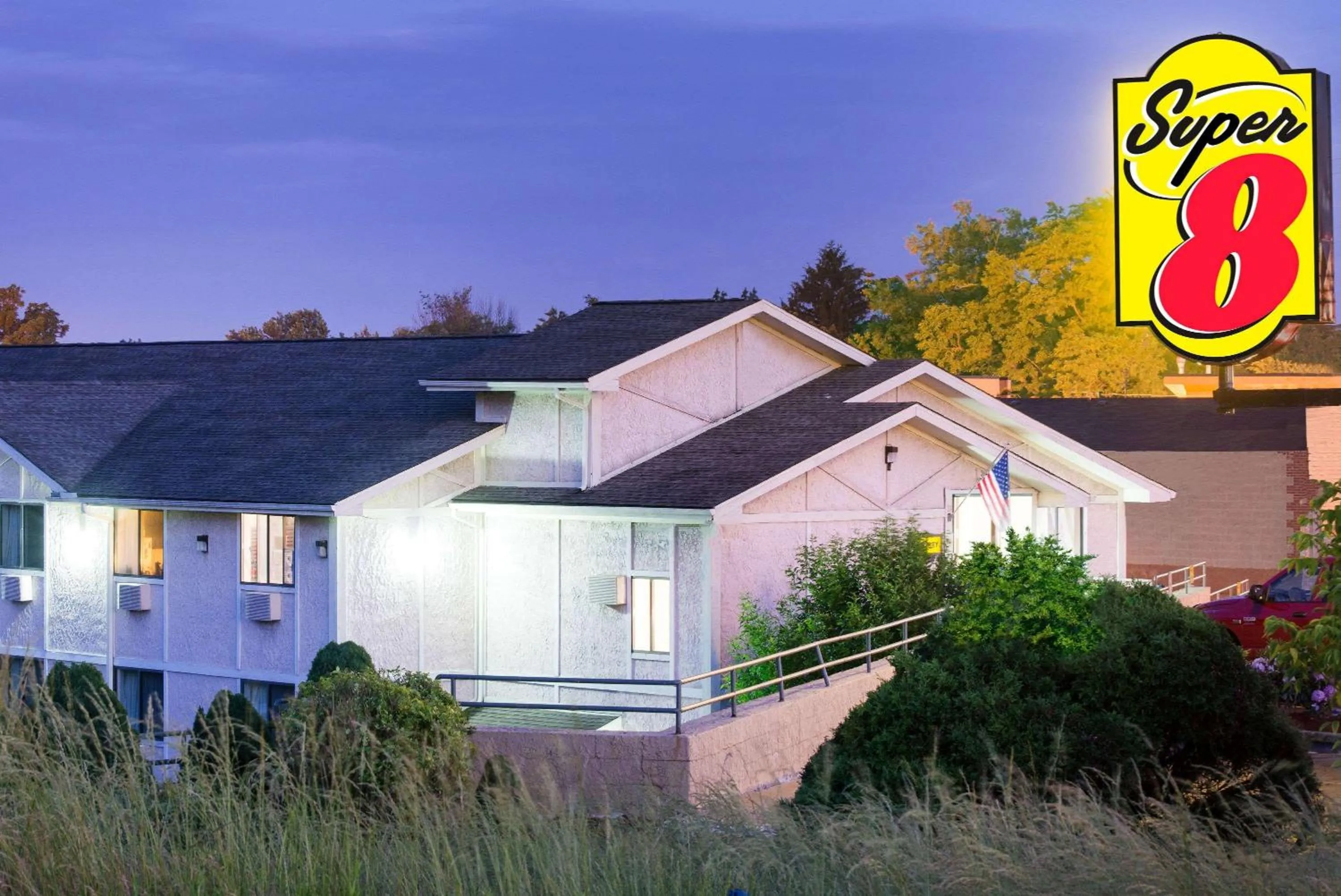 Property building in Super 8 by Wyndham Pittsburgh PA Airport-University Area