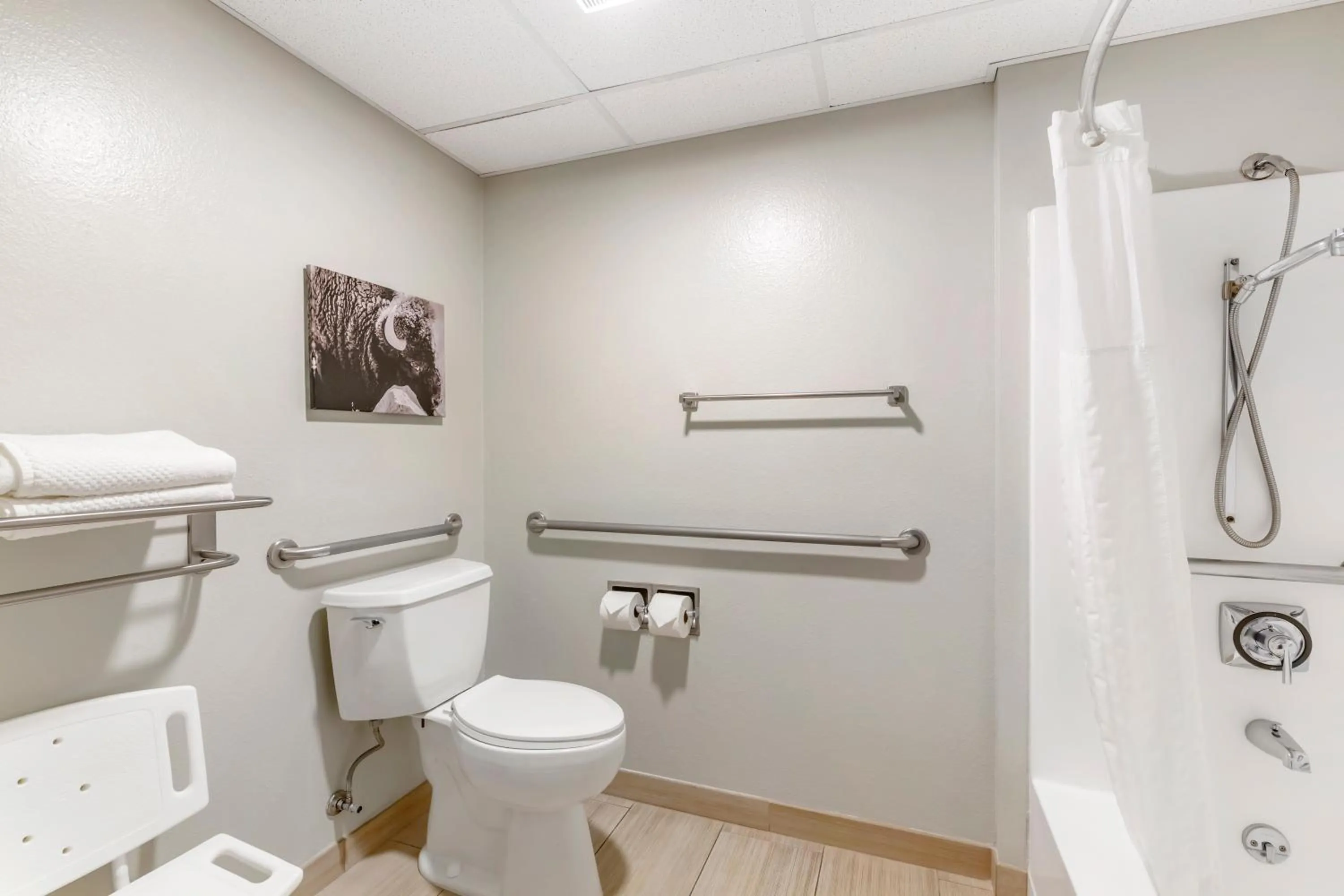 Bathroom in Quality Inn Hamilton Bitterroot Valley