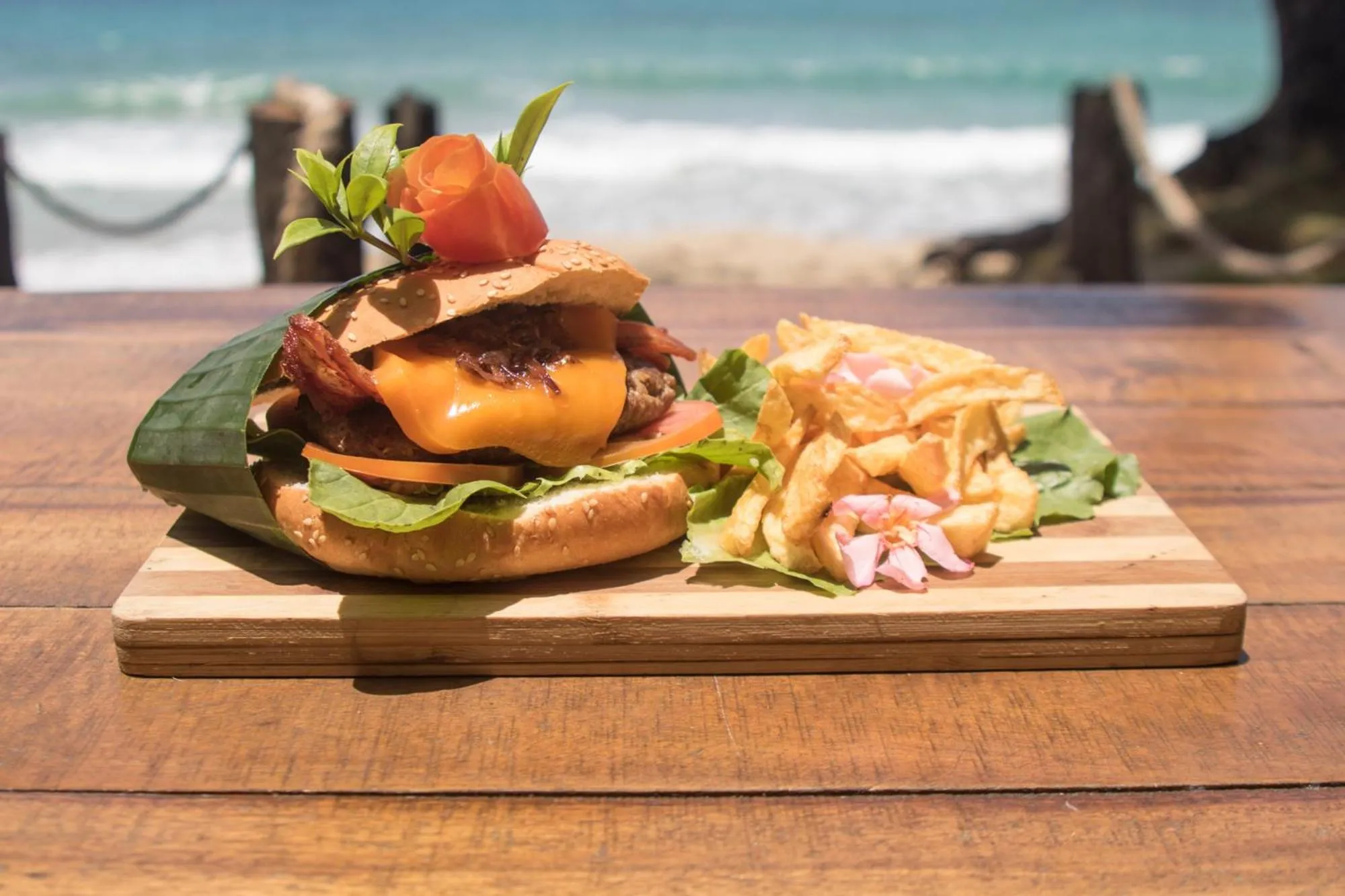 Food and drinks in Natura Cabana Boutique Hotel & SPA by Mint