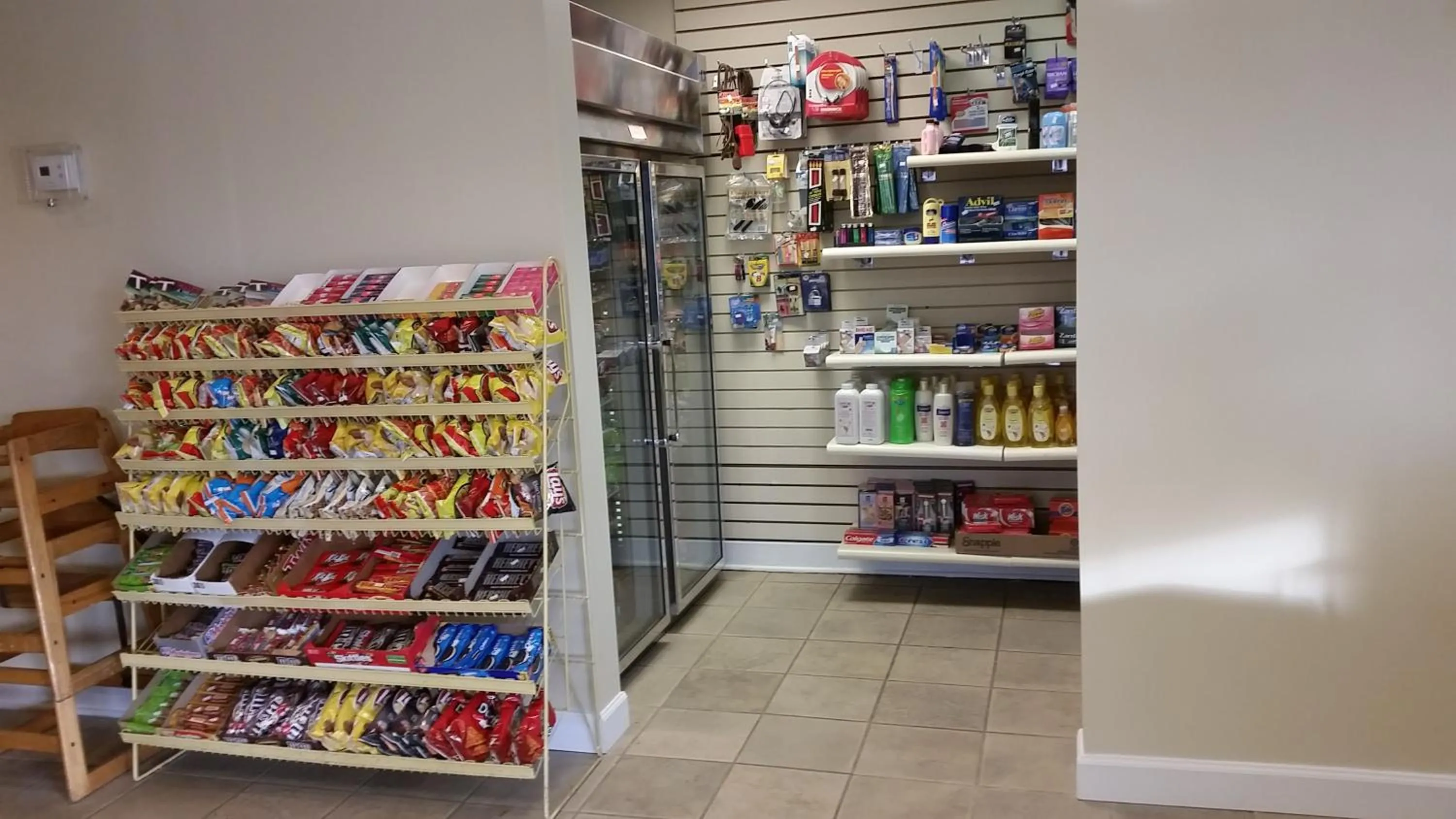 On-site shops in Days Inn by Wyndham Norfolk Airport