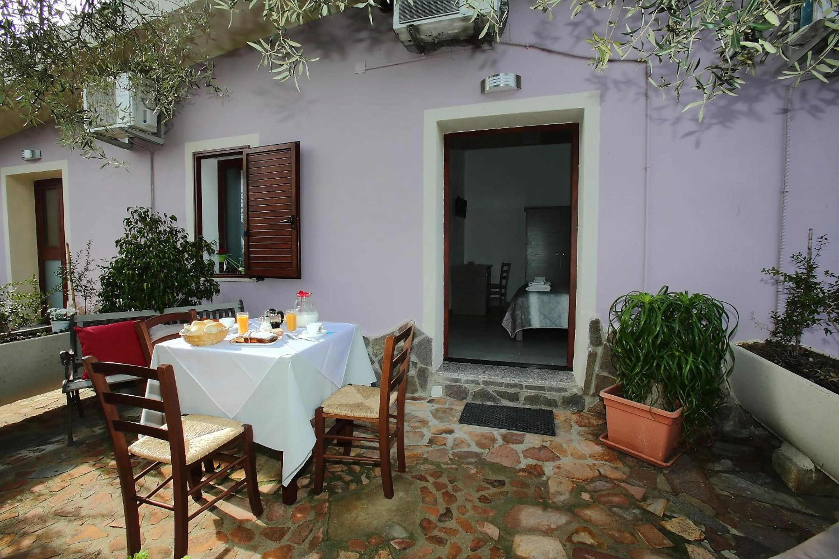 Patio in B&B Campu Moru