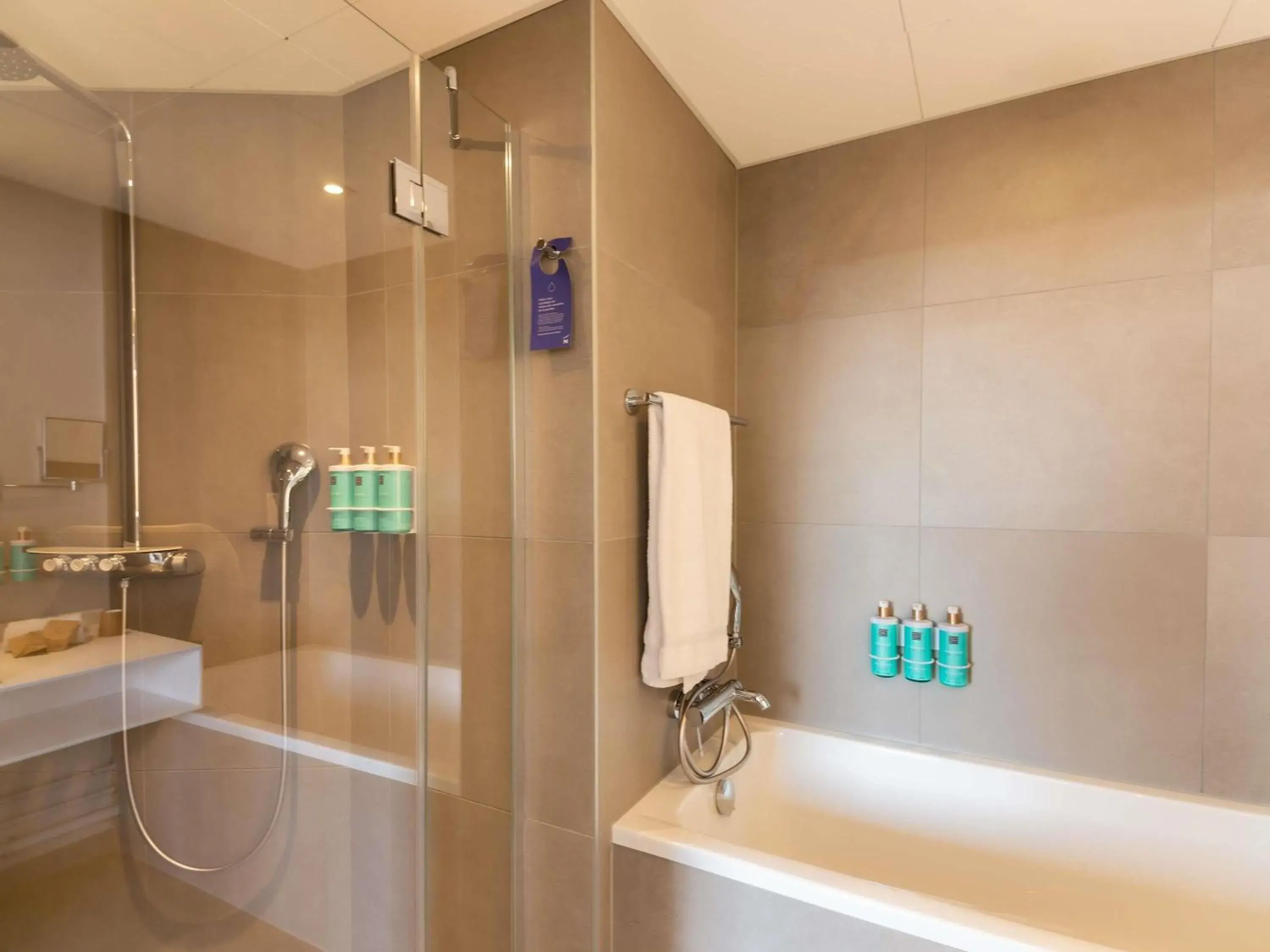 Superior Twin Suite with Sofa Bed in Novotel Suites Colmar Centre Superior Twin Suite with Sofa Bed in Novotel Suites Colmar Centre