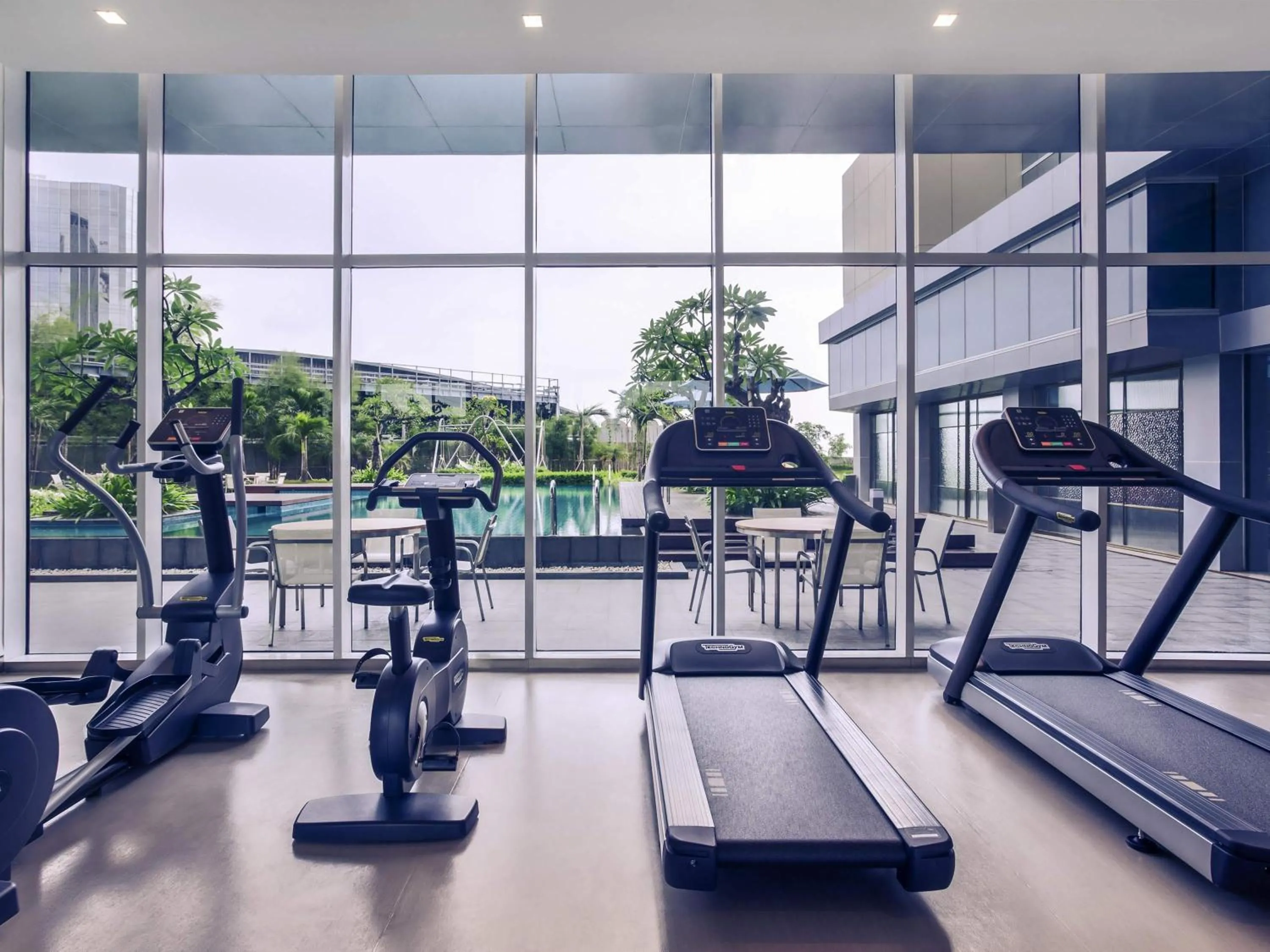 Fitness centre/facilities in Mercure Jakarta Pantai Indah Kapuk