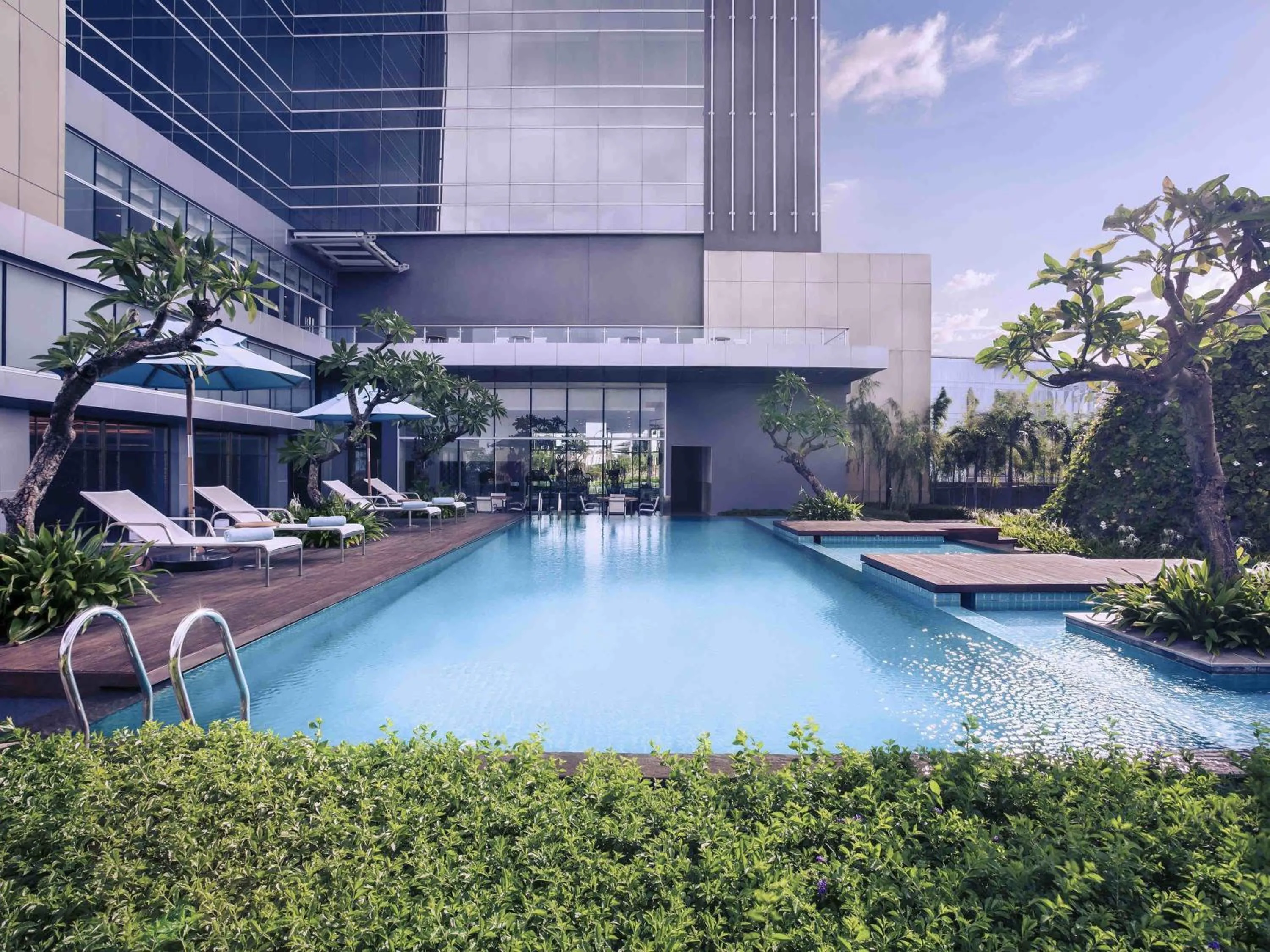 Pool view in Mercure Jakarta Pantai Indah Kapuk