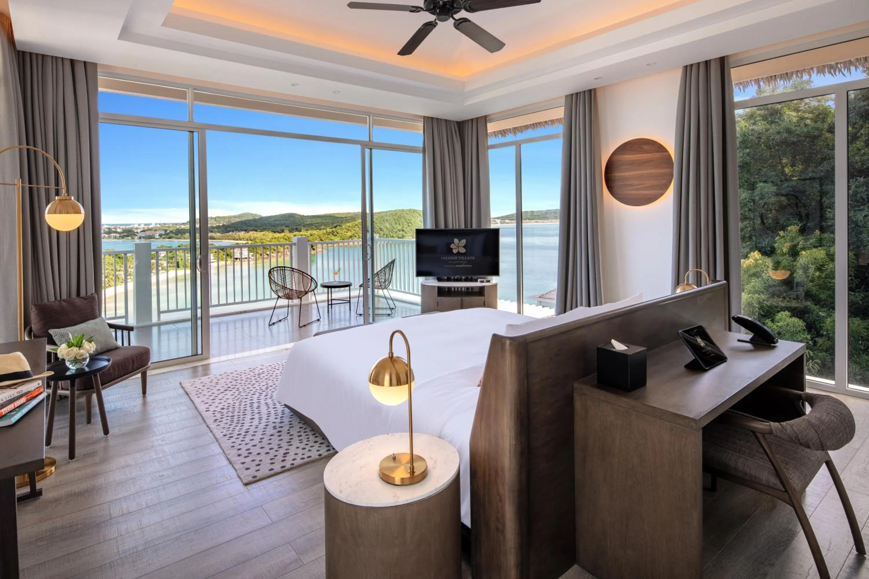 Communal lounge/ TV room in Premier Village Phu Quoc Resort Managed by Accor