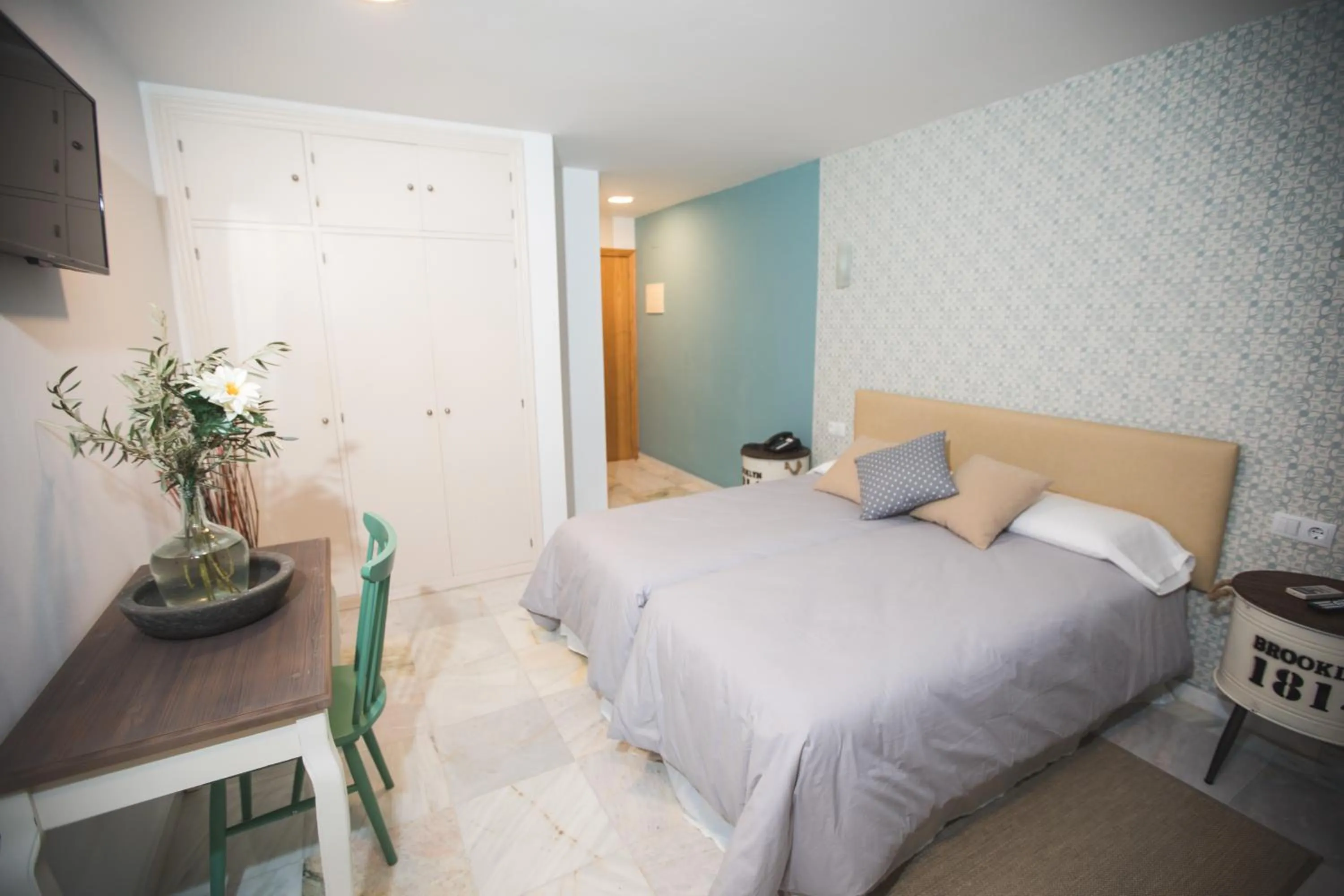 Photo of the whole room, Bed in Hotel Nómadas