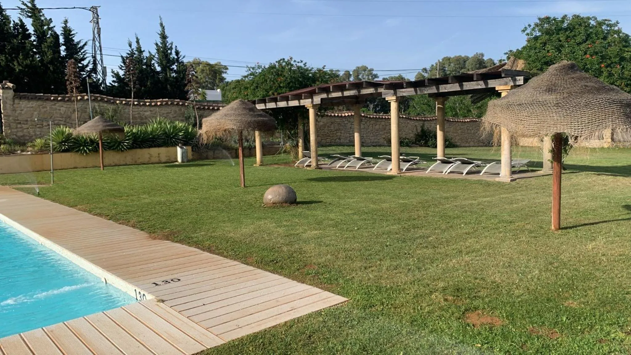 Swimming pool in Hotel Nómadas
