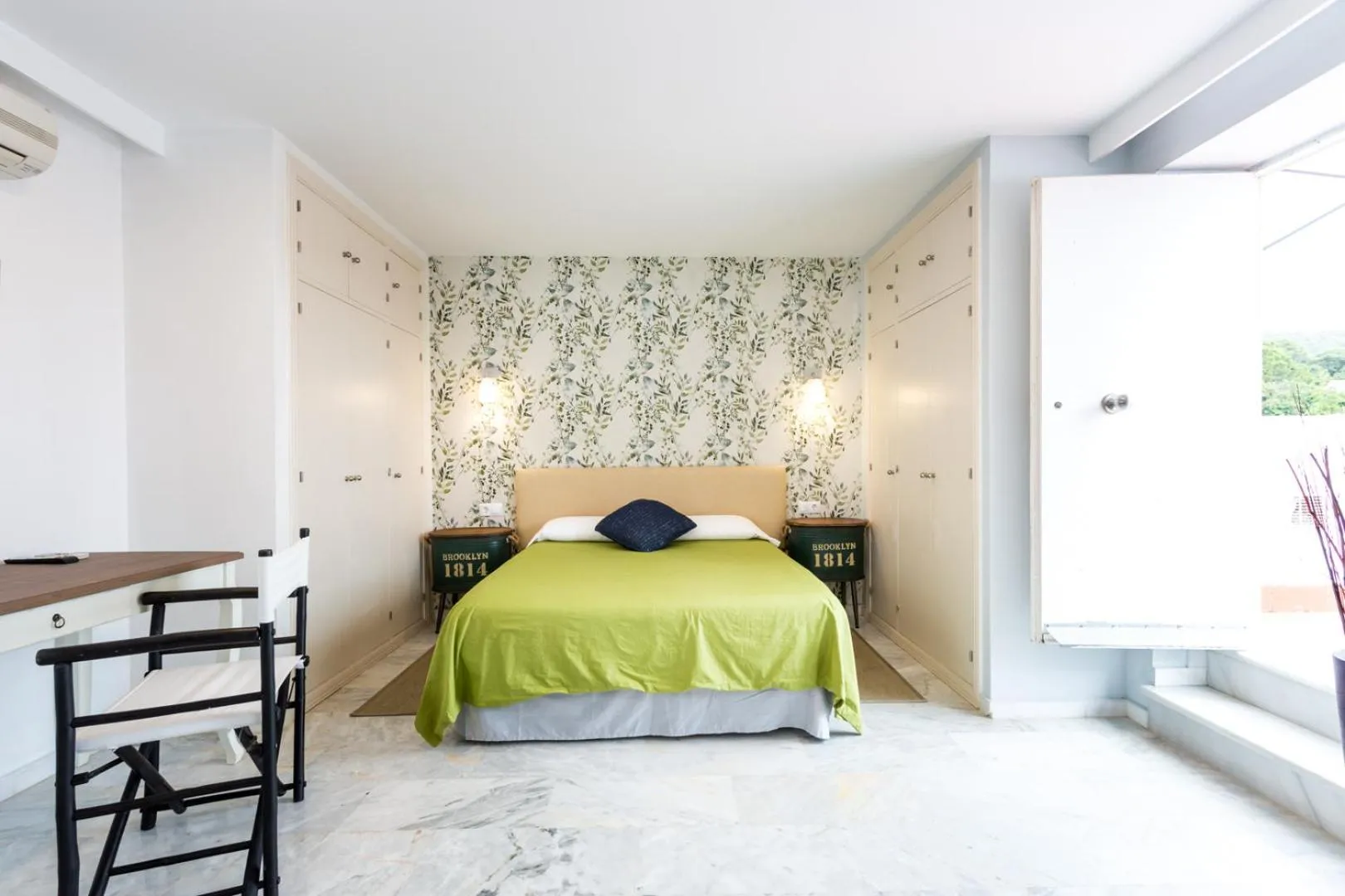 Photo of the whole room, Bed in Hotel Nómadas