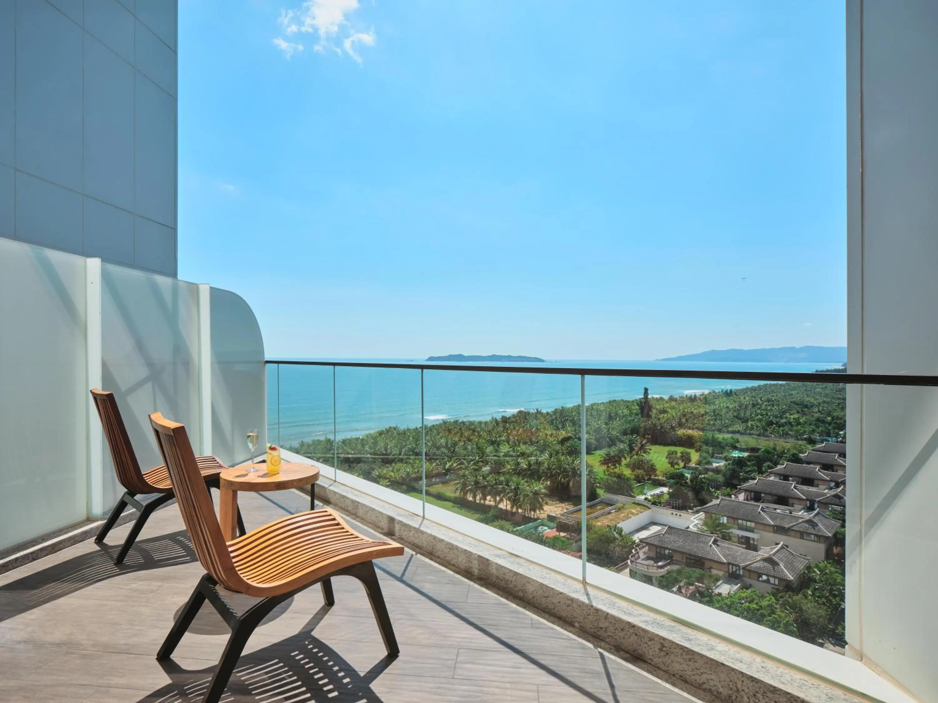 Balcony/Terrace in Crowne Plaza Sanya Haitang Bay Resort by IHG