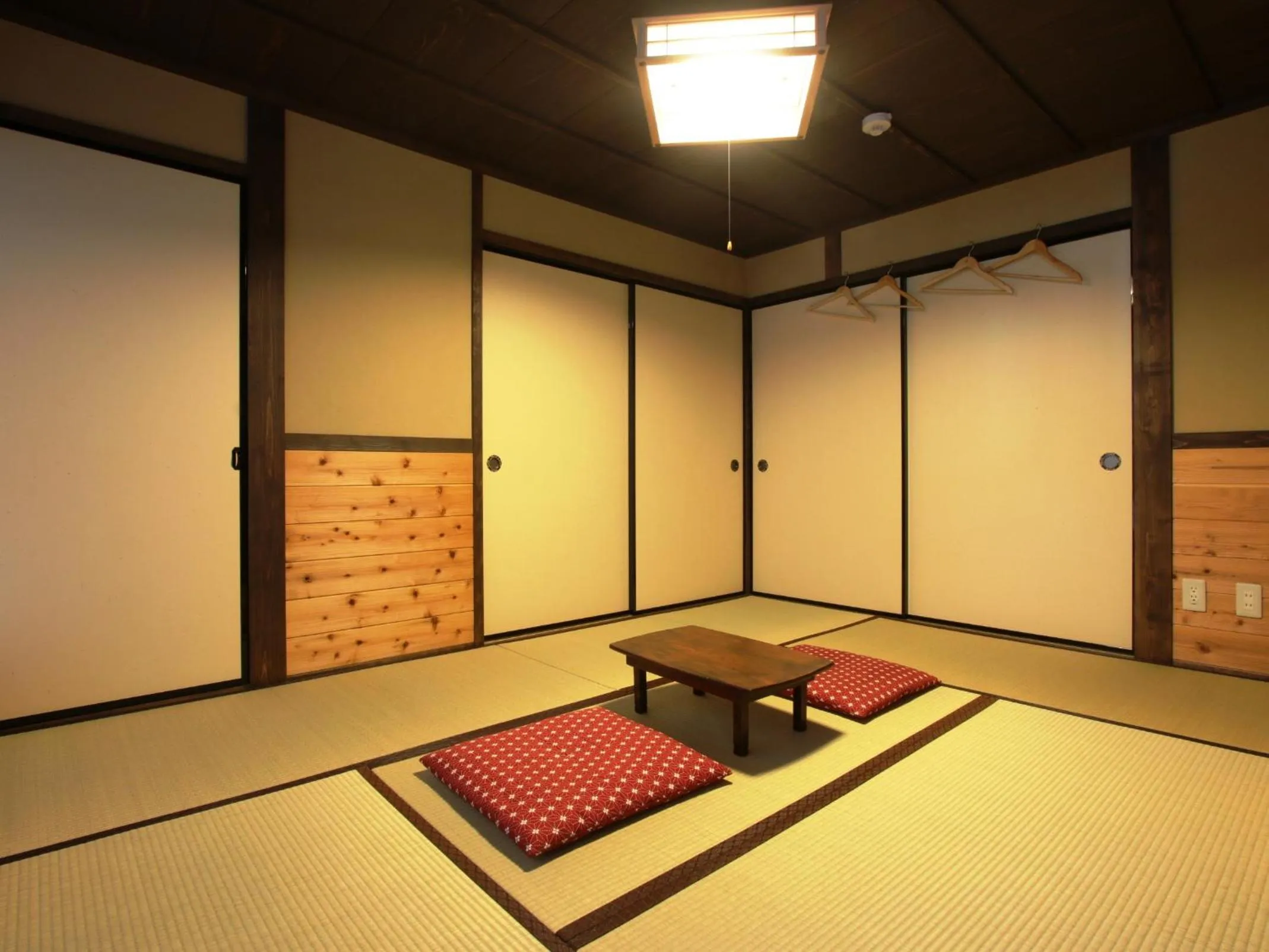 Photo of the whole room in Iwamura Guest House Yanagiya