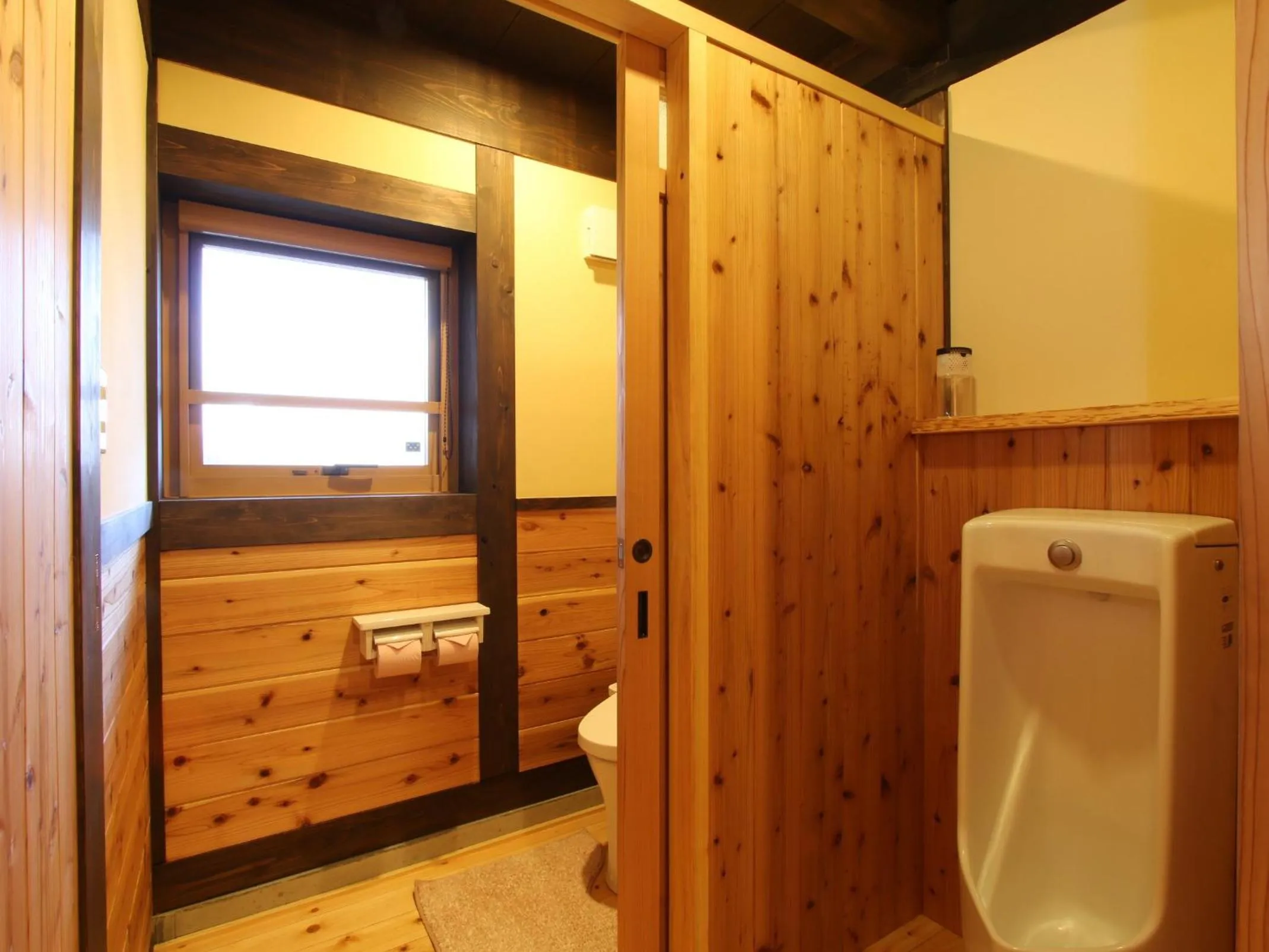 Toilet in Iwamura Guest House Yanagiya