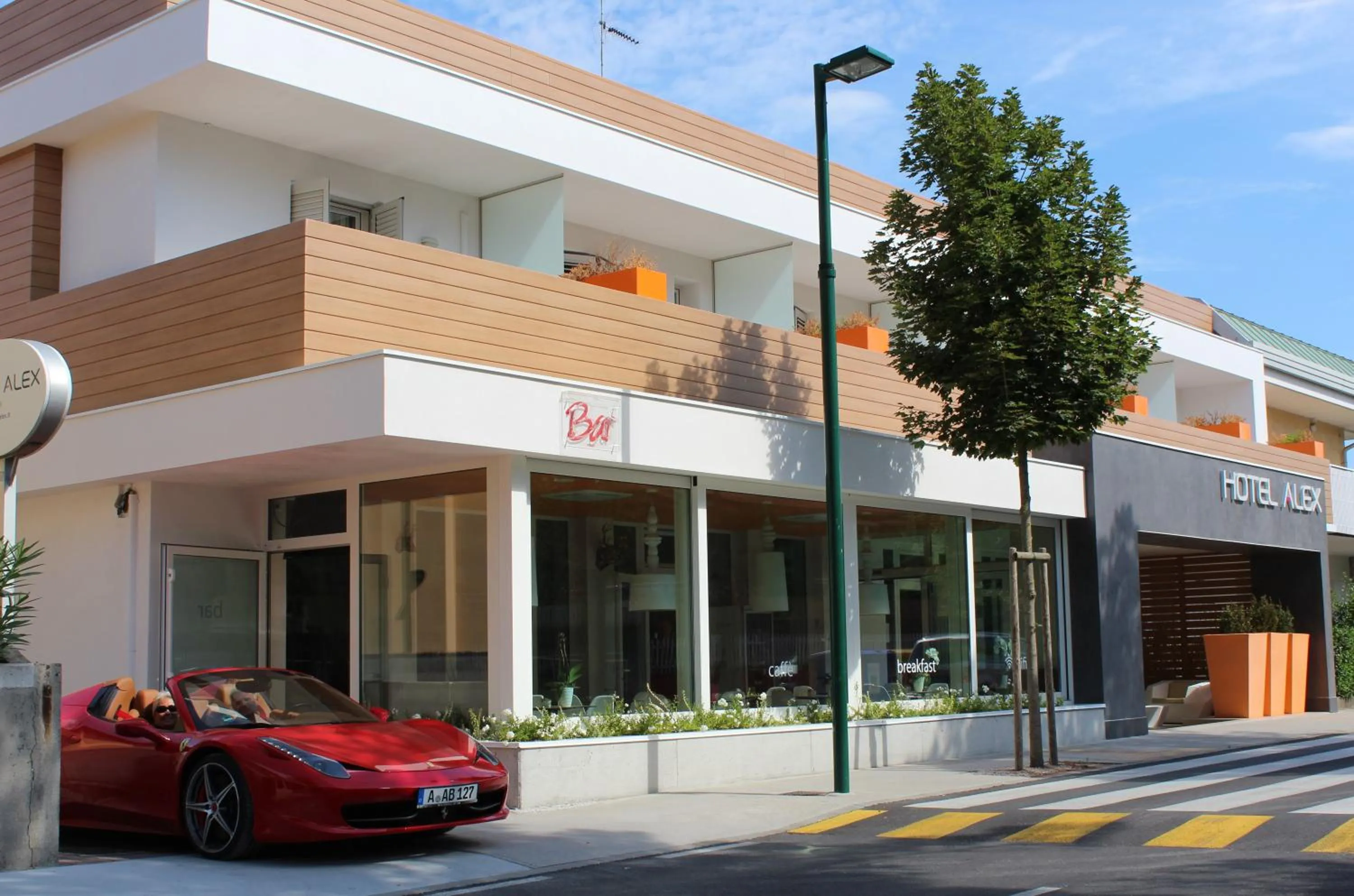 Facade/entrance in Hotel Alex
