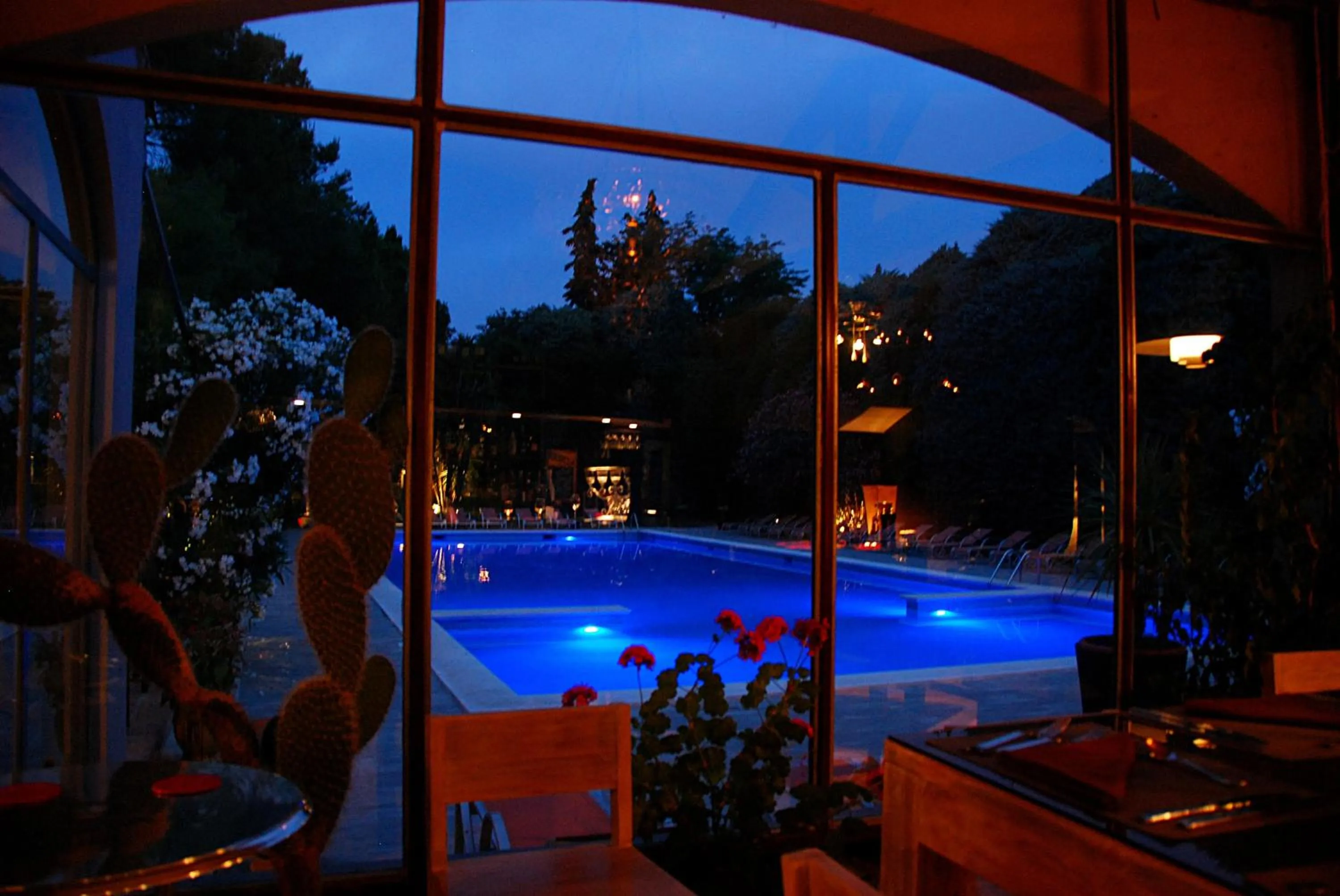 Restaurant/places to eat in Hotel Les Mazets Des Roches