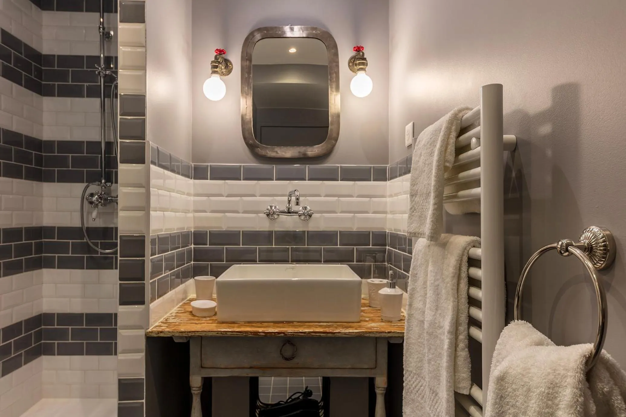 Bathroom in BE YOU LUXURY APART'HÔTEL Paris