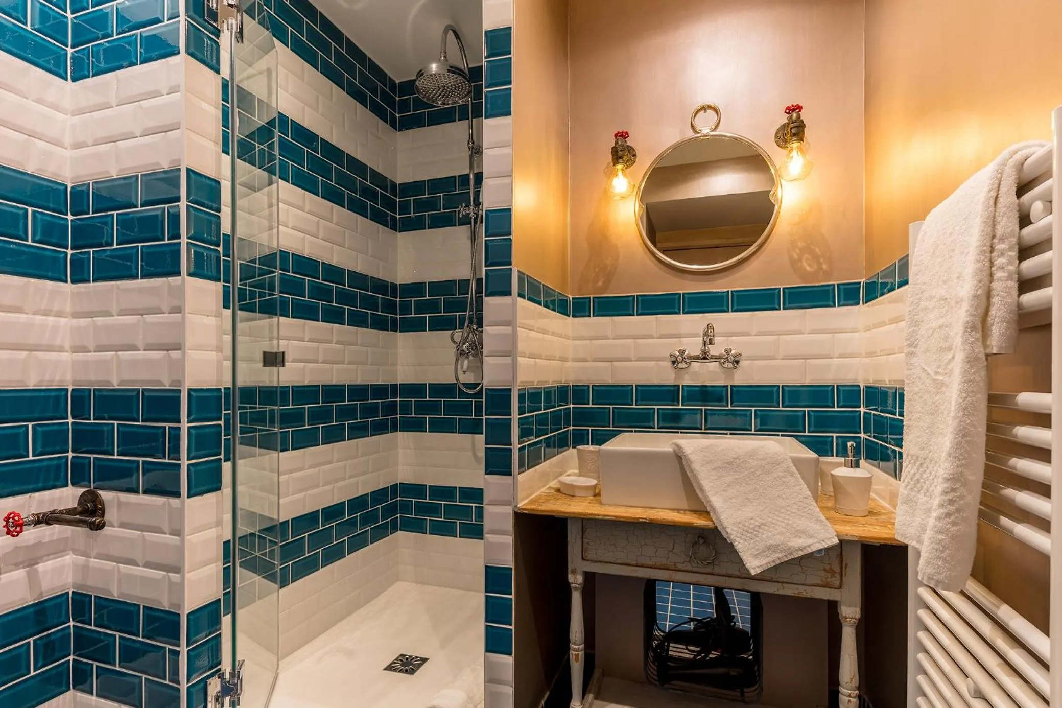 Bathroom in BE YOU LUXURY APART'HÔTEL Paris