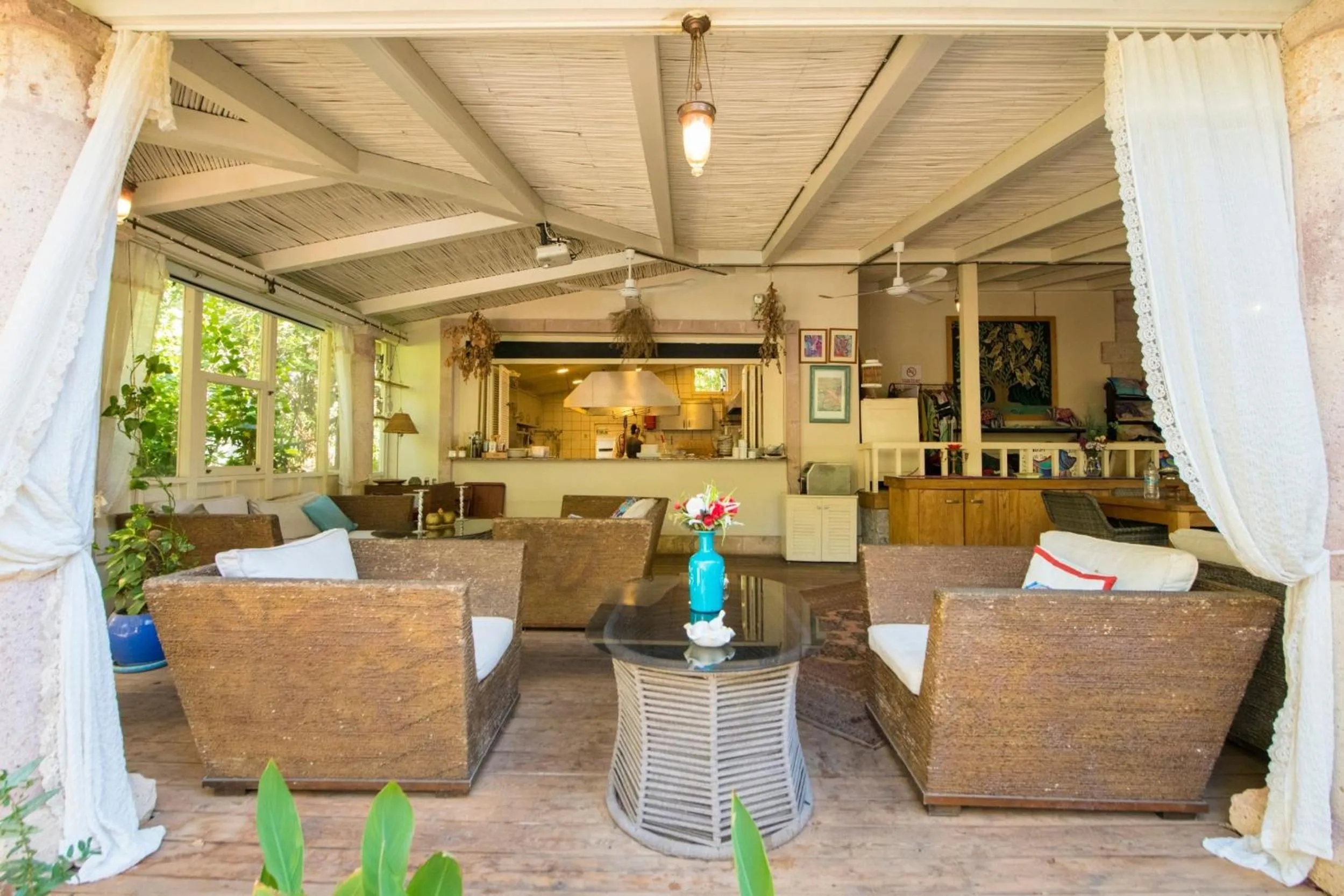 Restaurant/places to eat in Oyster Residences - Adult Only