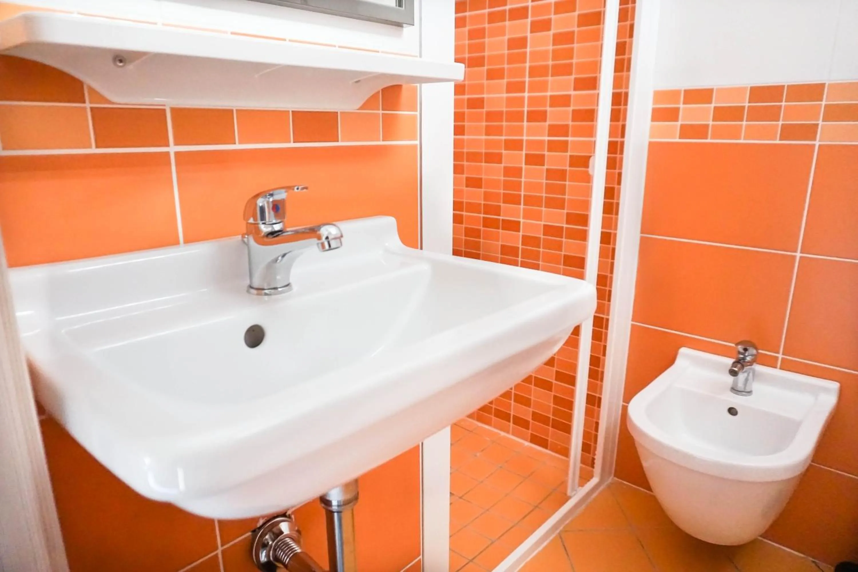 Shower in Hotel Morfeo - Fun Hotel - NO FAMILY