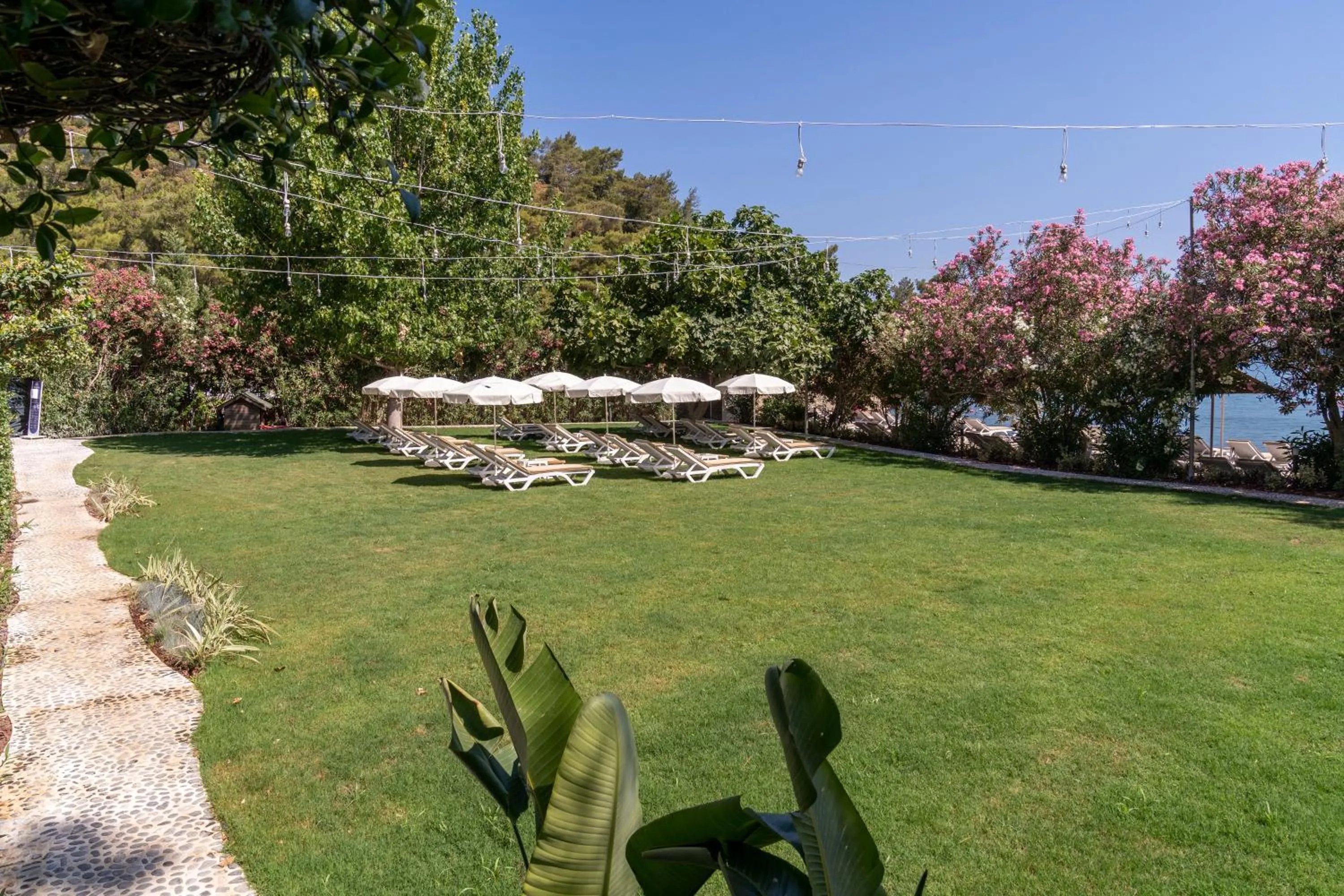 Beach in Alesta Yacht Hotel