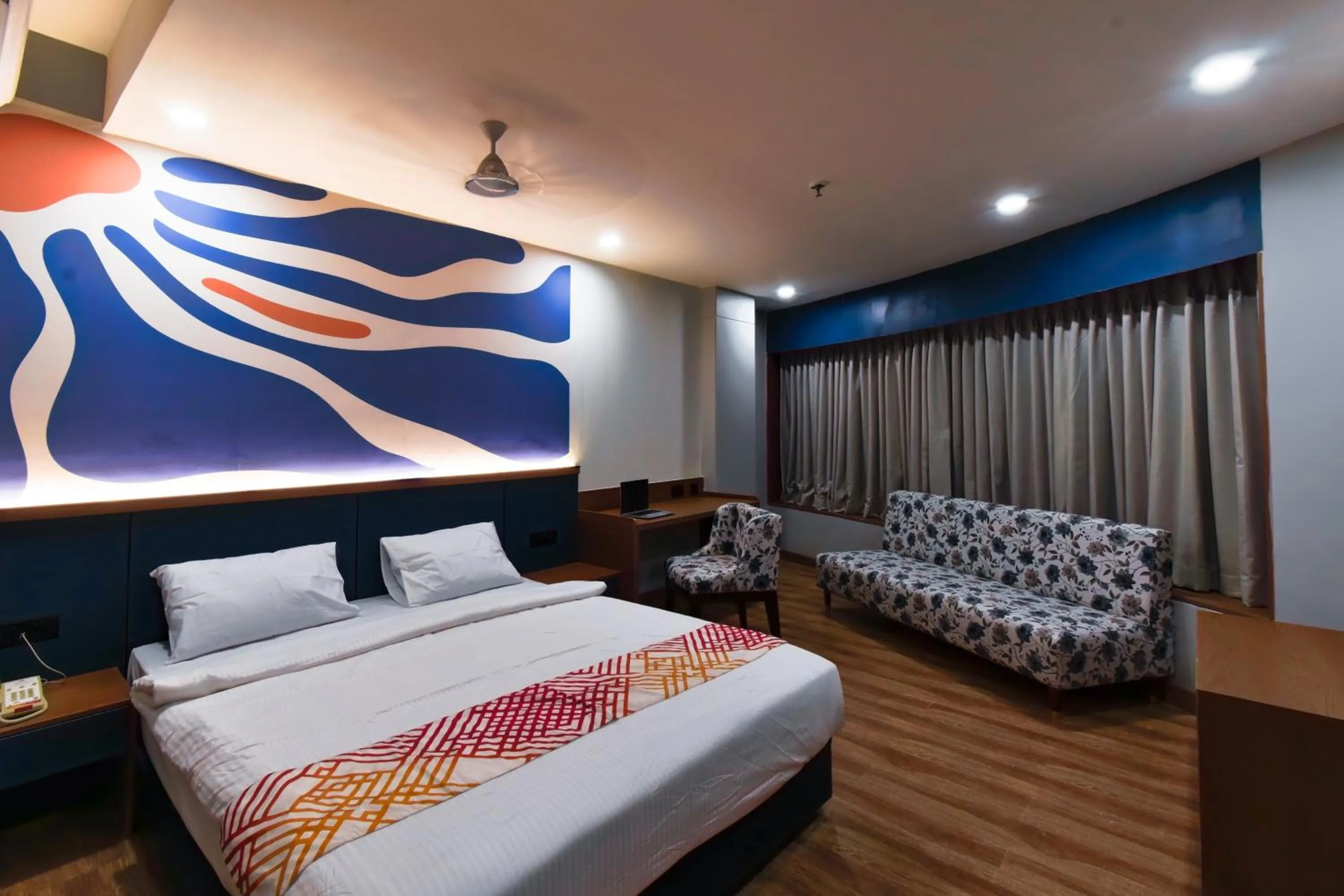 Bedroom, Bed in Ginger Vadodara RCR