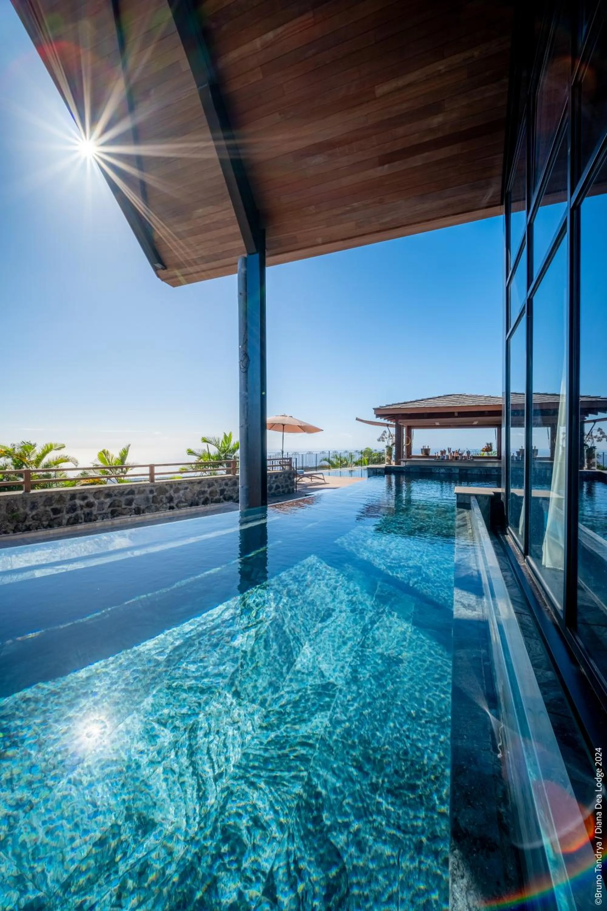 Swimming pool in Hôtel Diana Dea Lodge & SPA