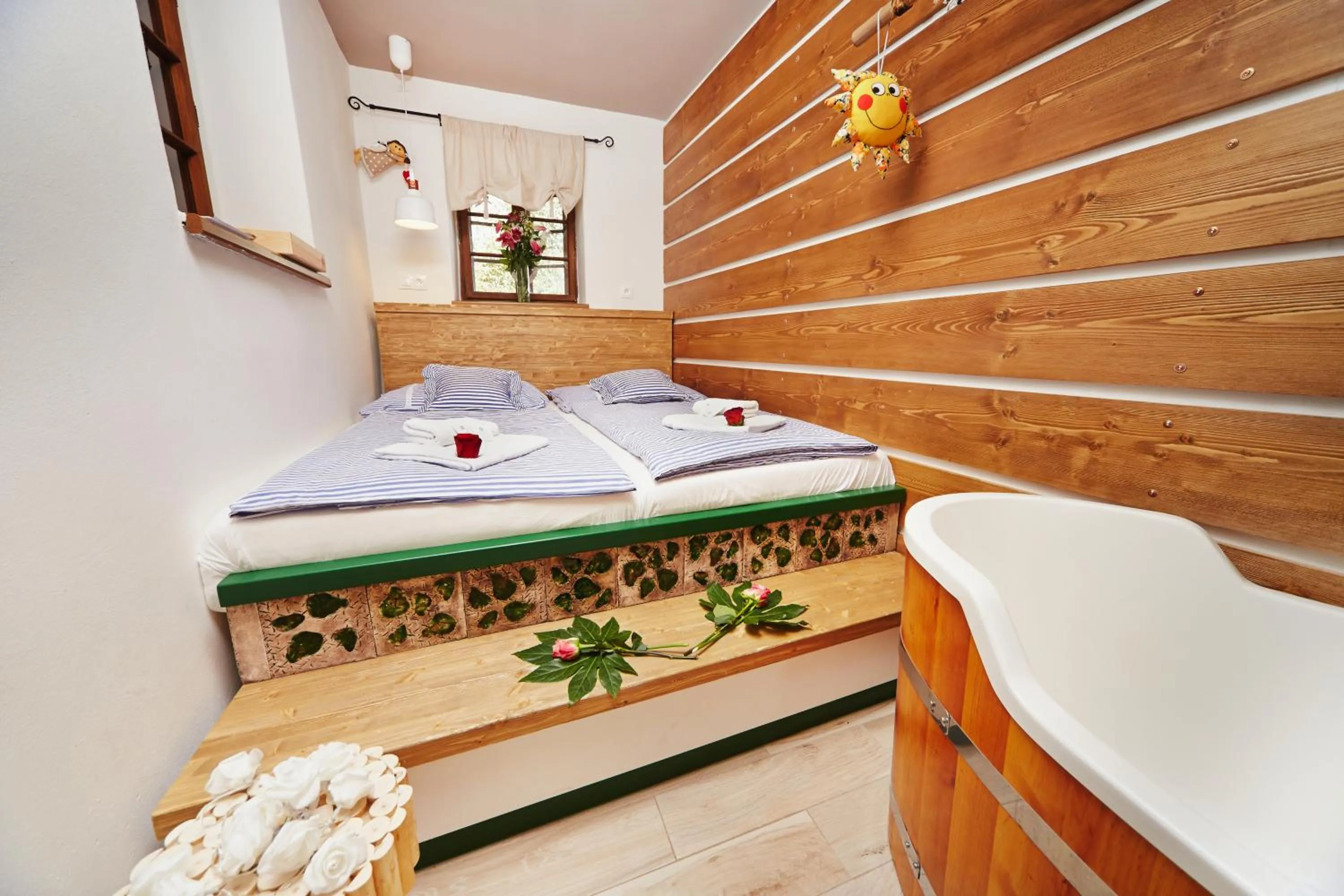 Bed in Vltavská pohádka