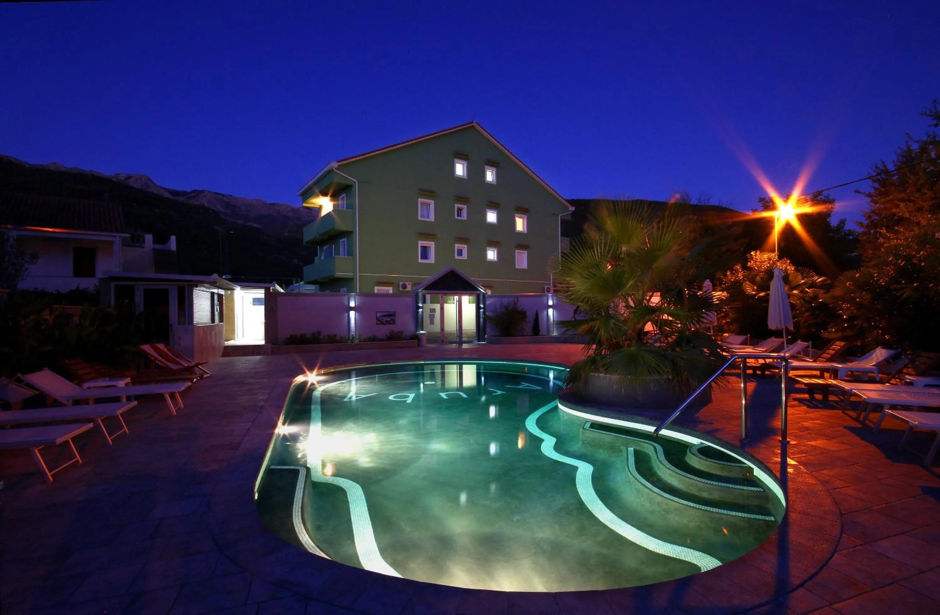 Property building in Hotel Aruba